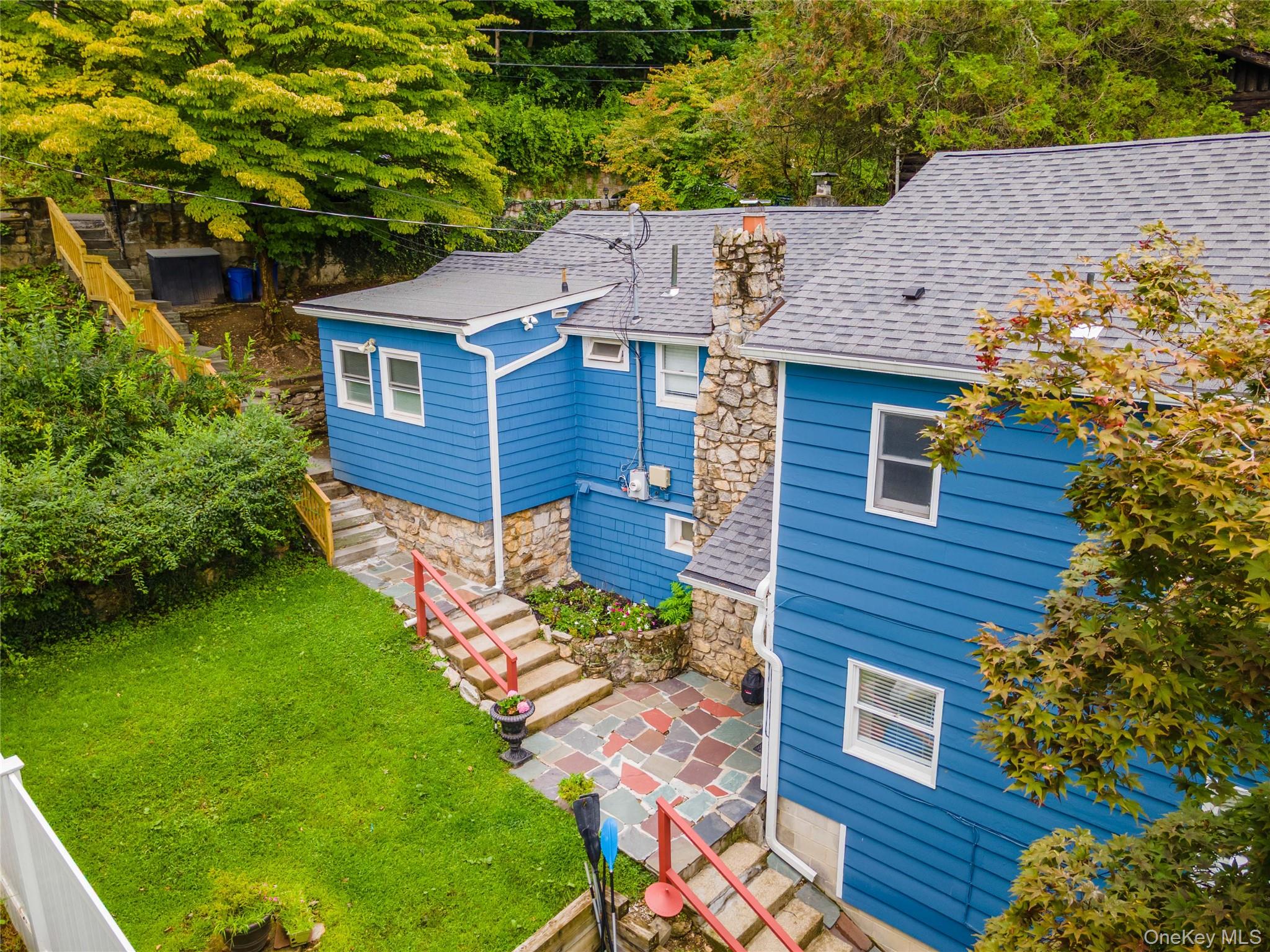 297 Lake Drive — photo
