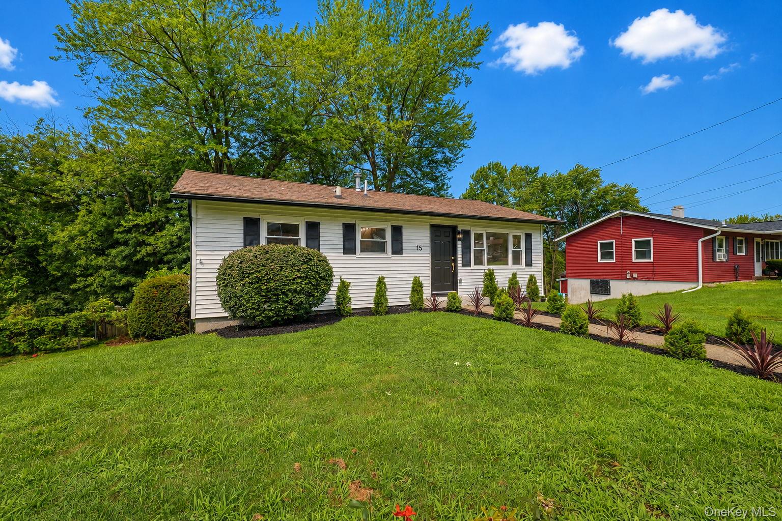 15 Fleetwood Drive — photo