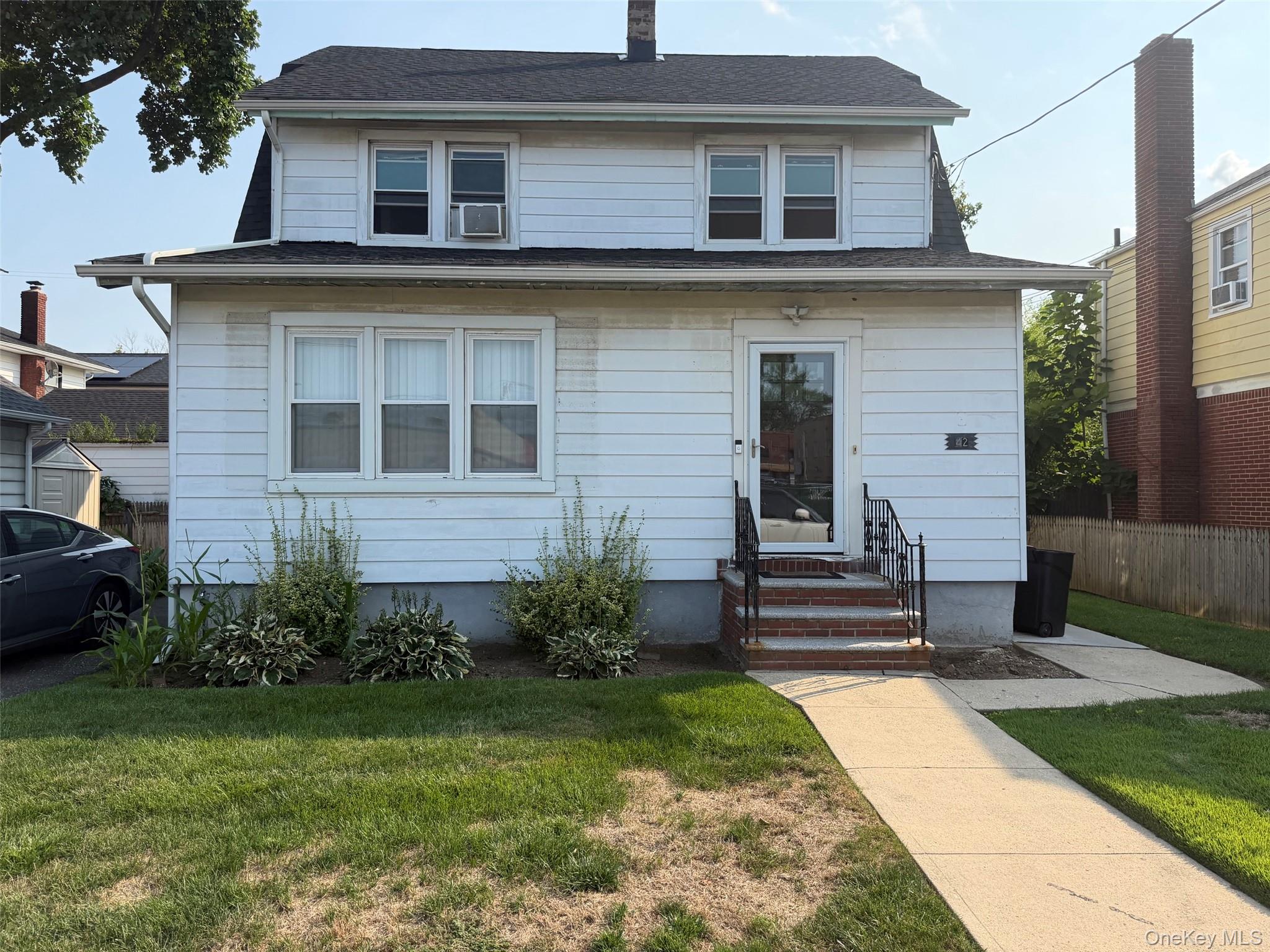 42 W Lincoln Avenue 2nd Fl — photo