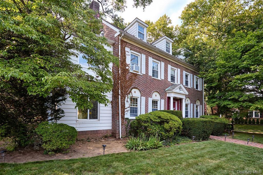 70 Frederick Place — photo