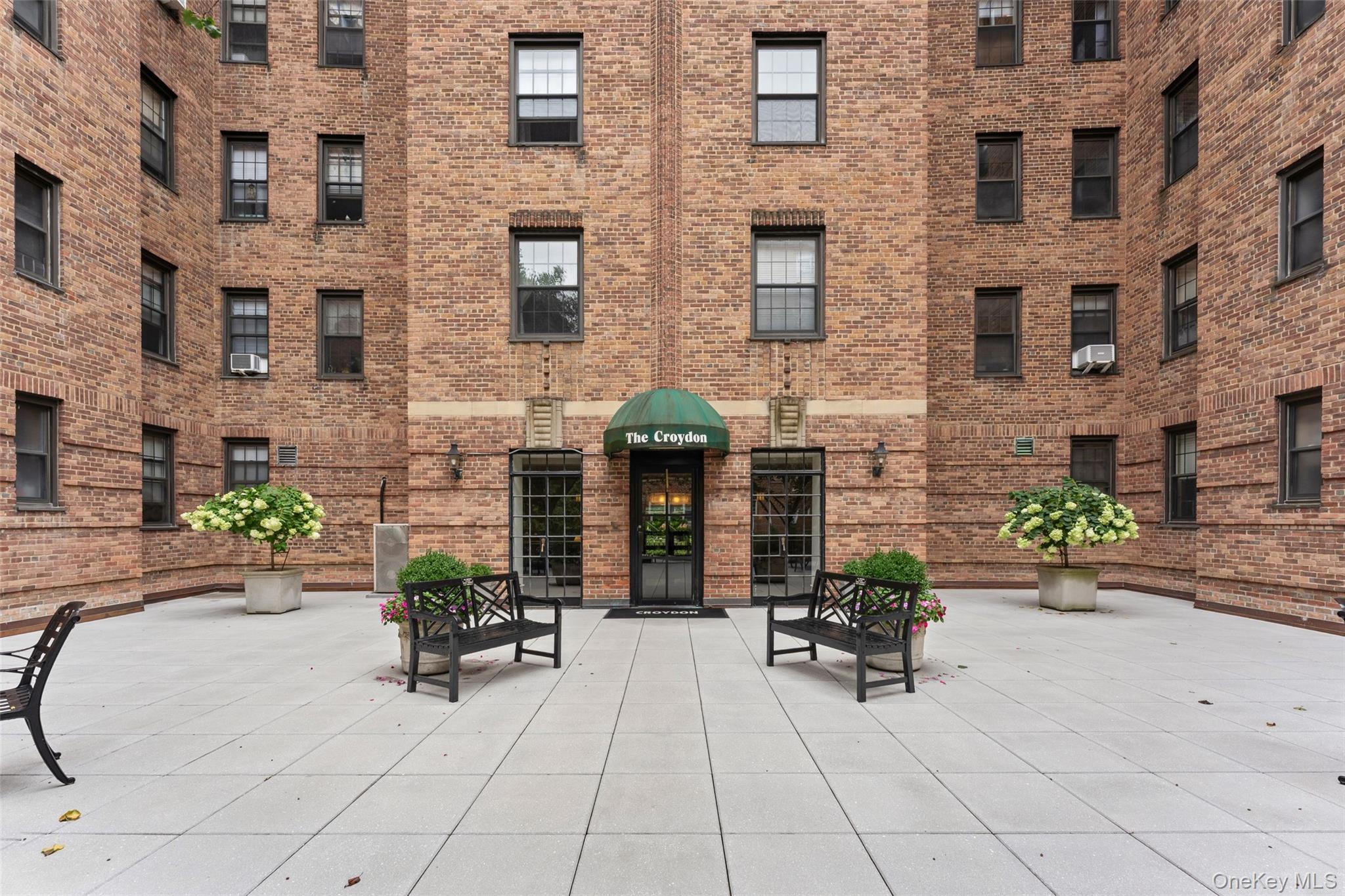 35 Parkview Avenue 5a — photo
