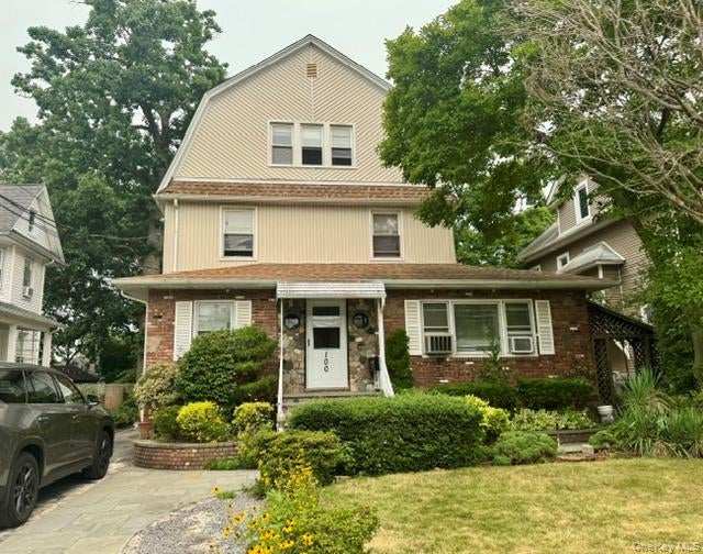 100 Earle Avenue 1 — photo