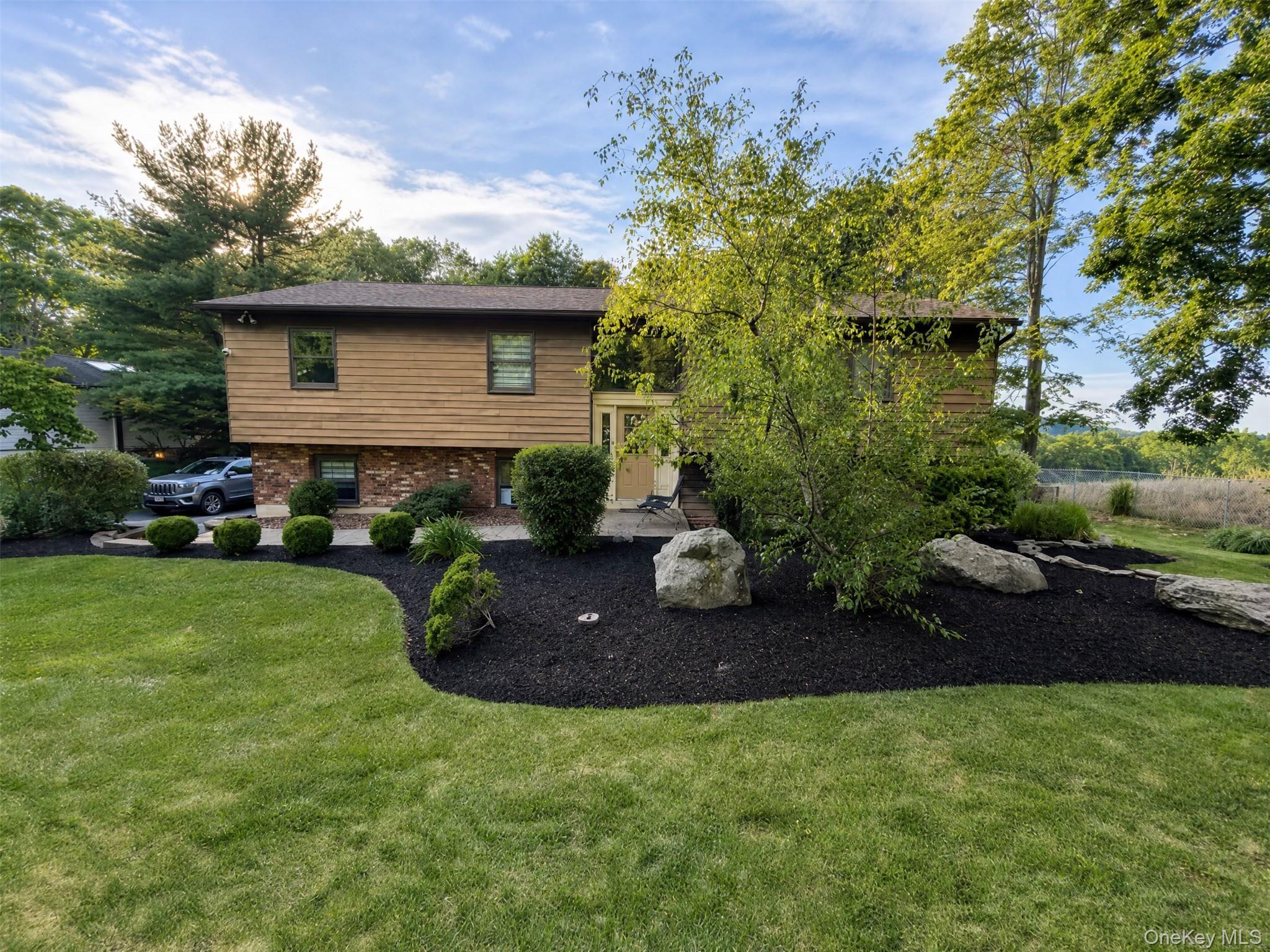 15 Arlington Drive — photo
