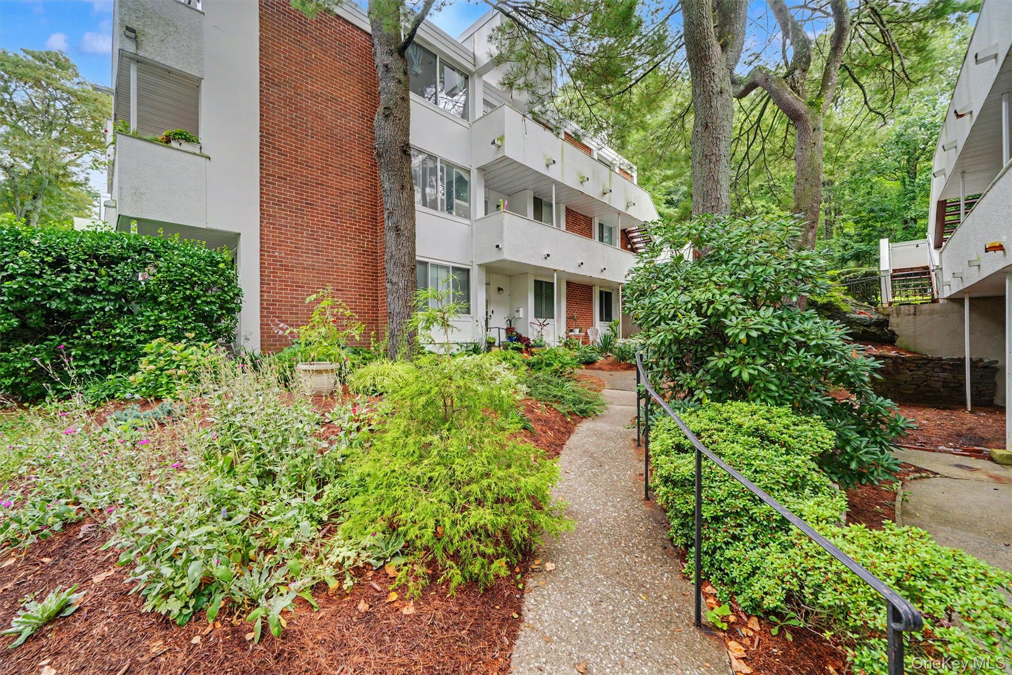 321 Tallwood Drive — photo