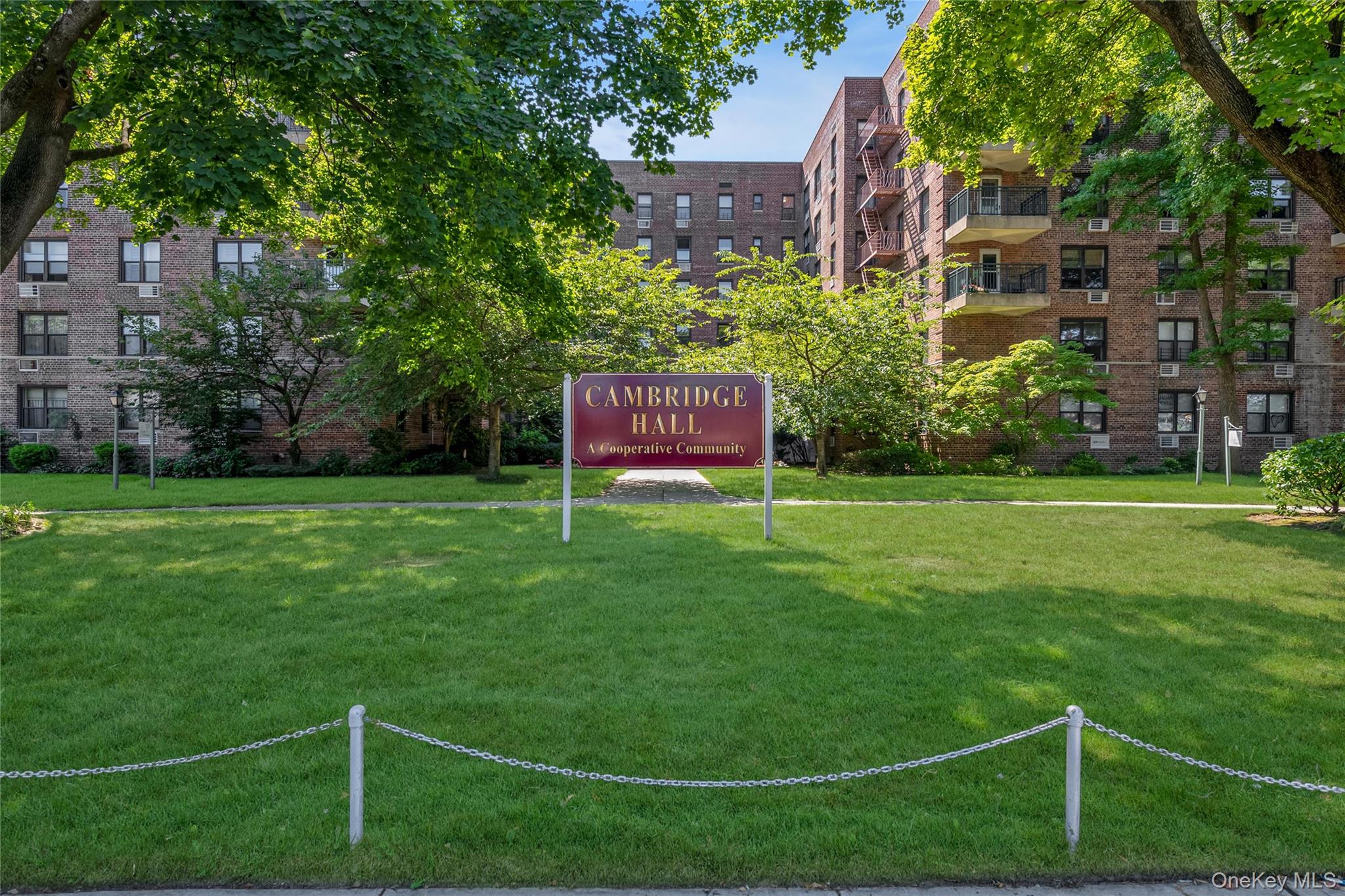 224-24 Union Turnpike 3K — photo