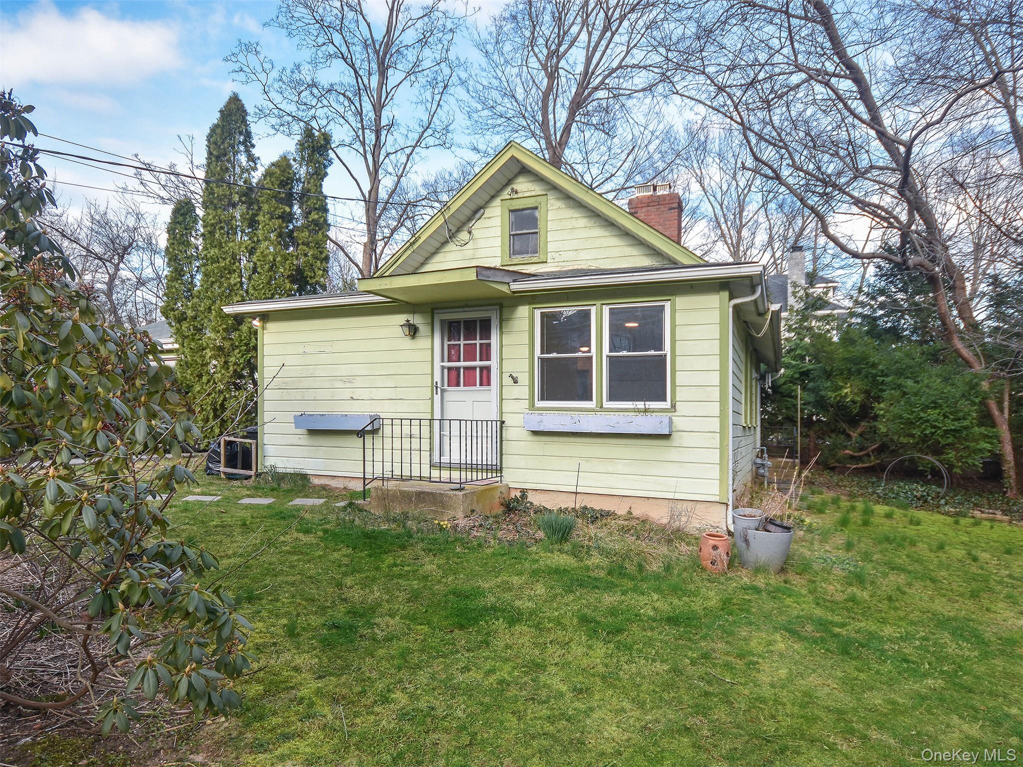 67 Glenlawn Avenue Cottage — photo