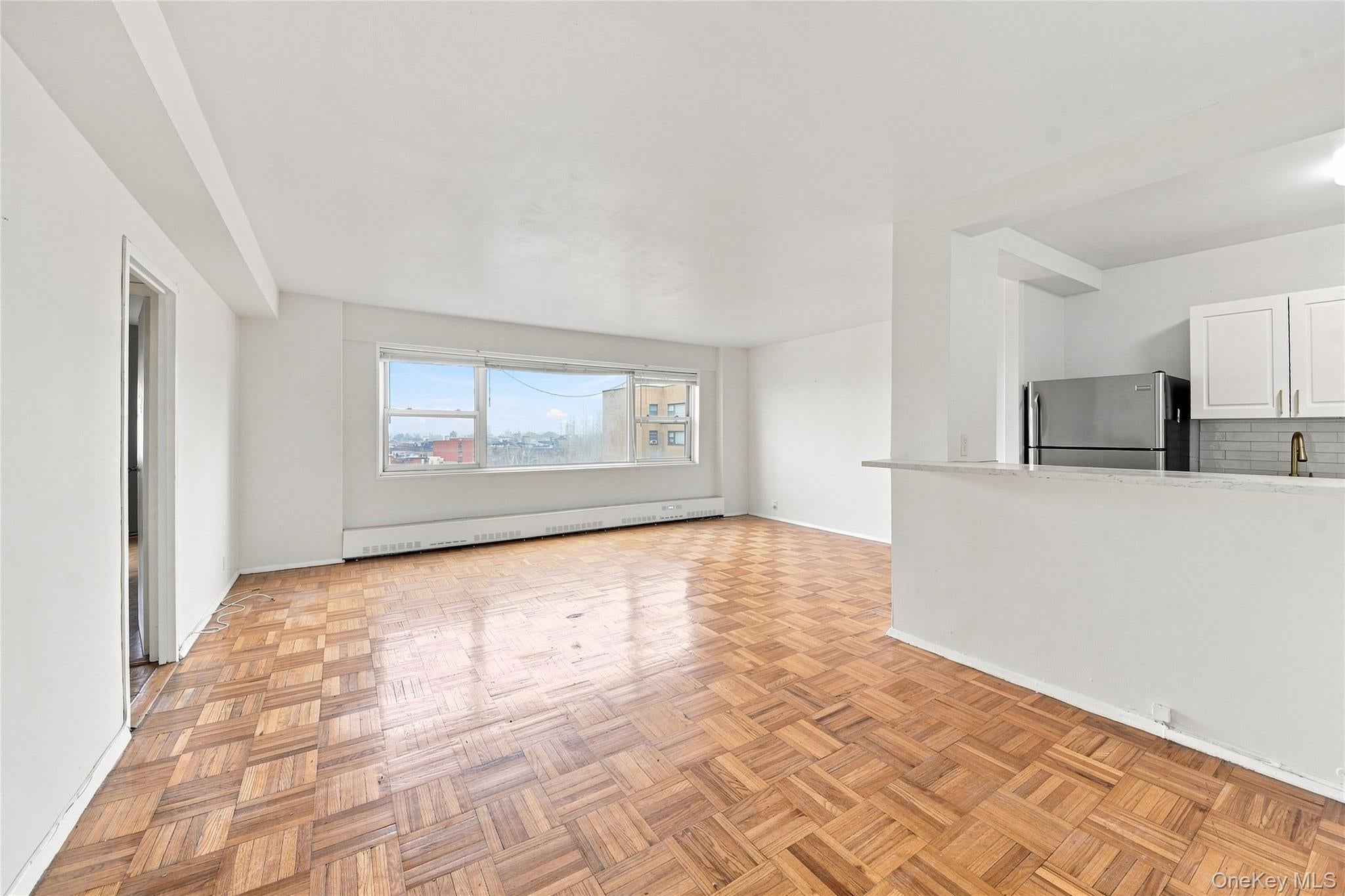 8 Fordham Hill Oval 16D — photo