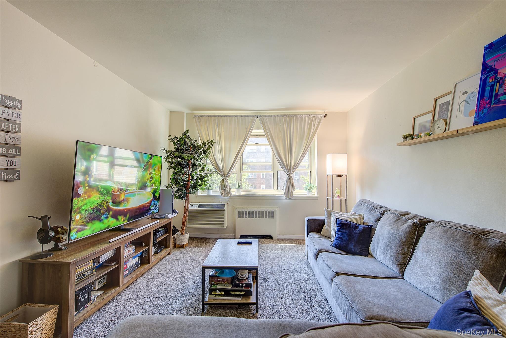 144-60 Gravett Road 4J — photo