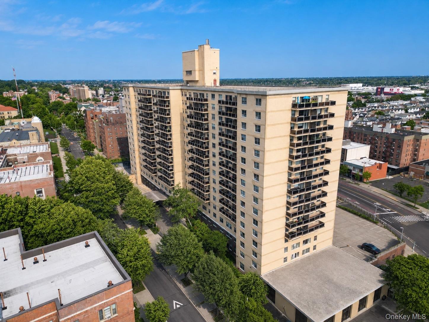 175-20 Wexford Terrace 10D — photo