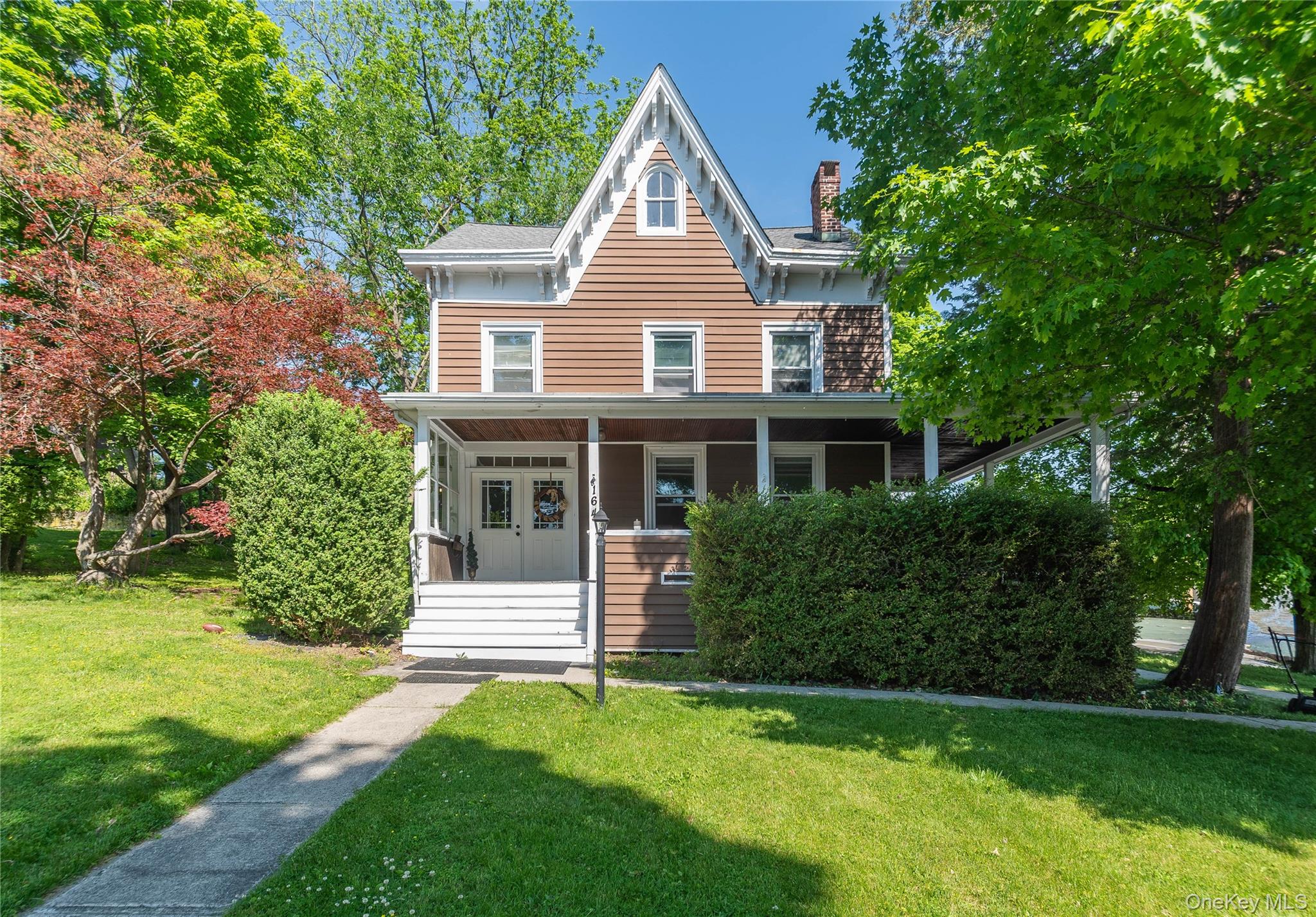 164 Greenwich Avenue — photo