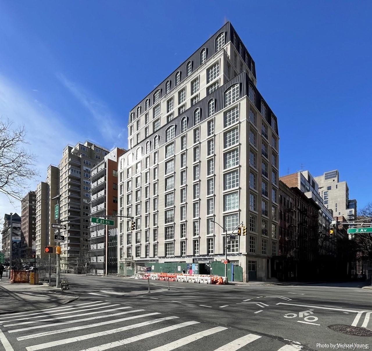 250 E 21st Street 9D — photo