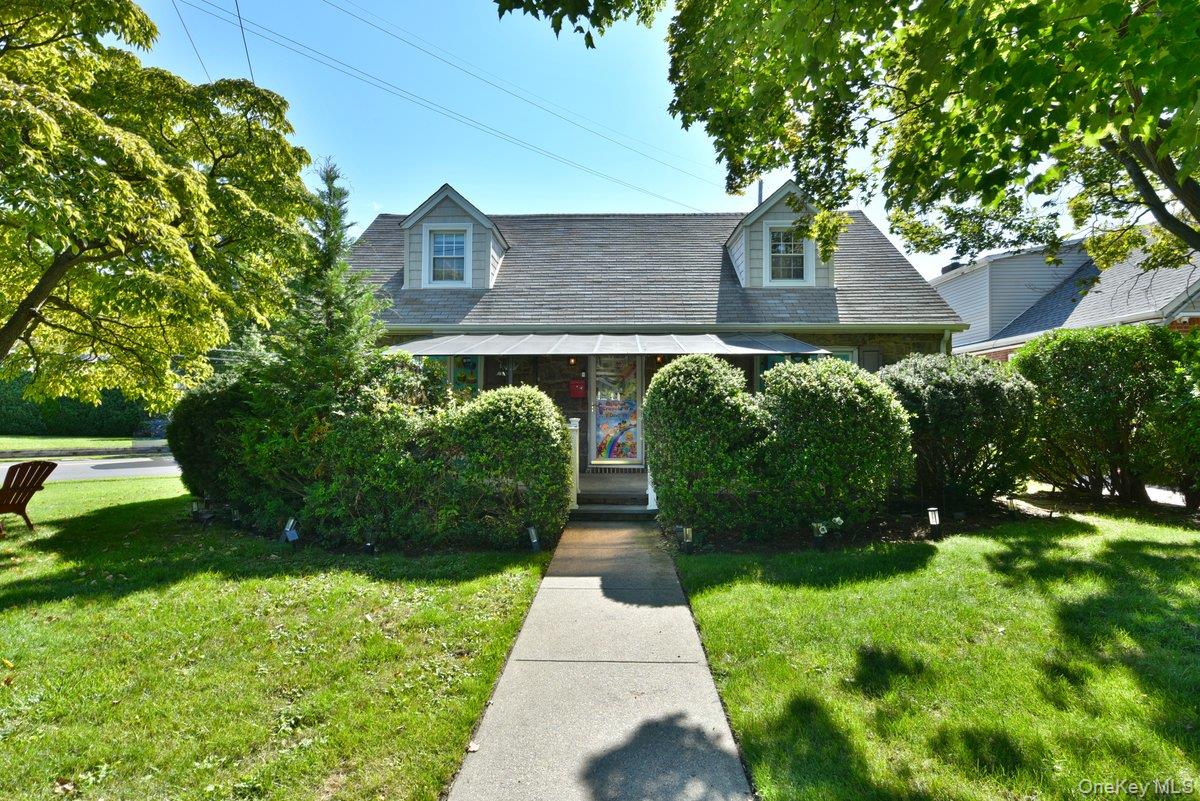 93 Gilmore Boulevard — photo