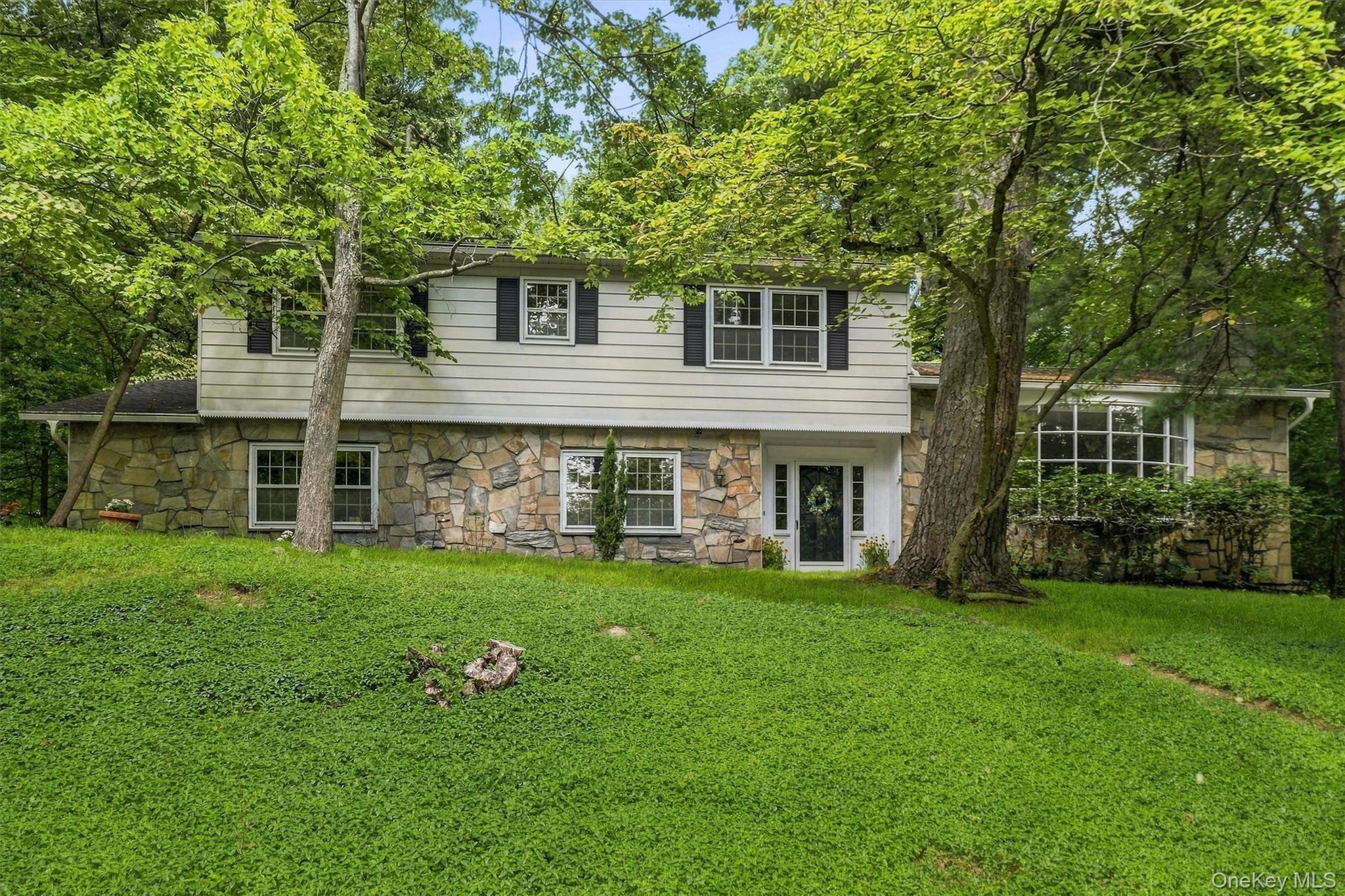 75 Pleasant Ridge Drive — photo