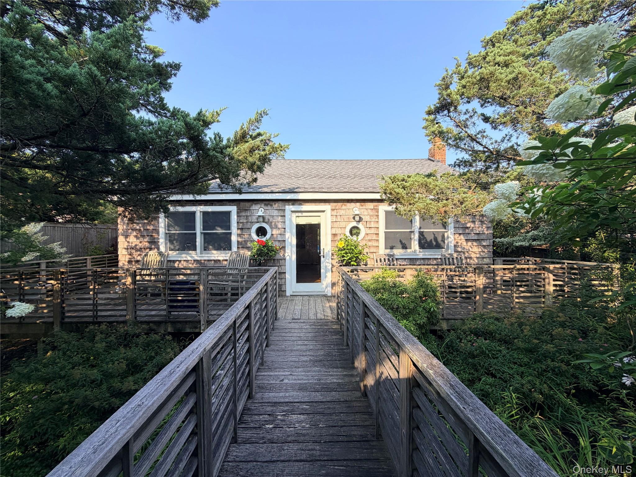 101 Greene Walk — photo