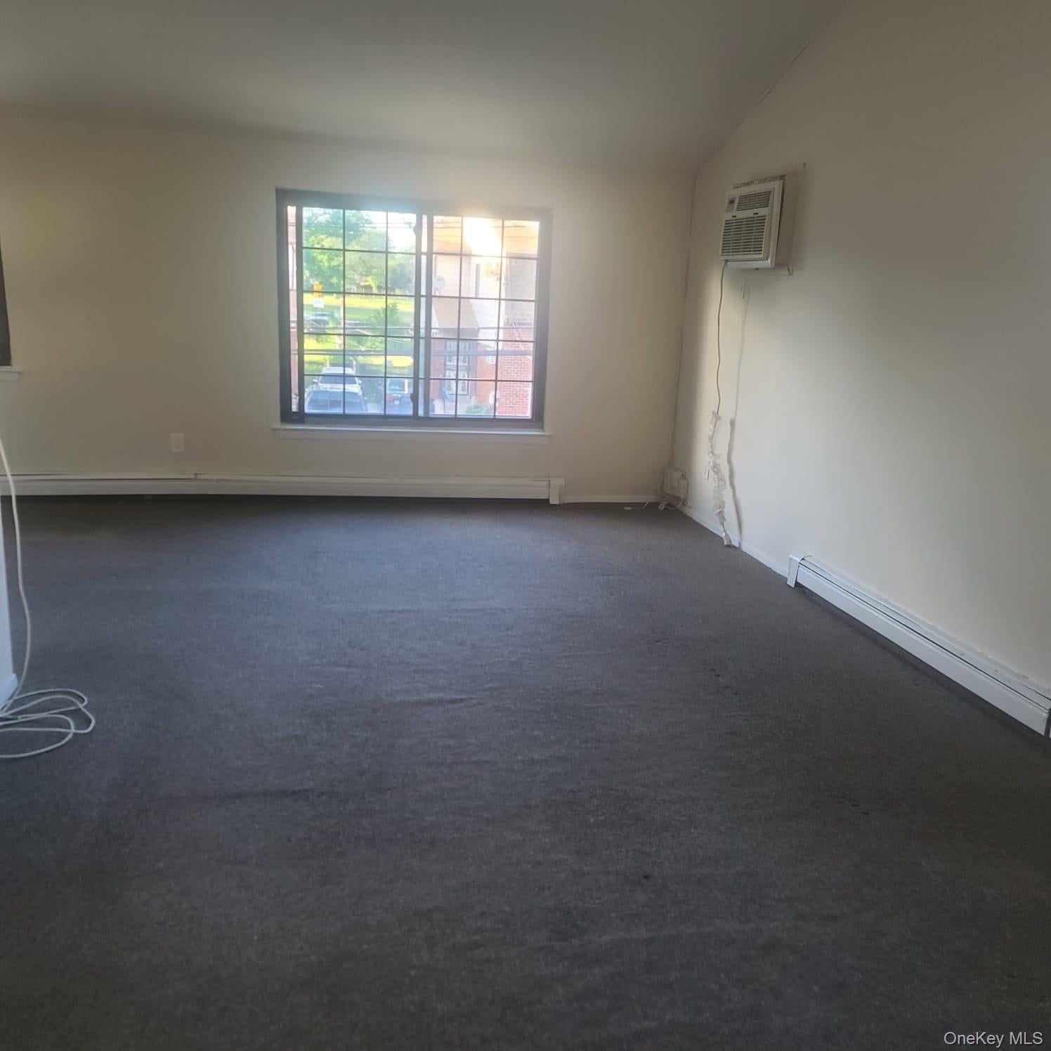 Home in Springfield Gardens, NY 11413 — photo 2
