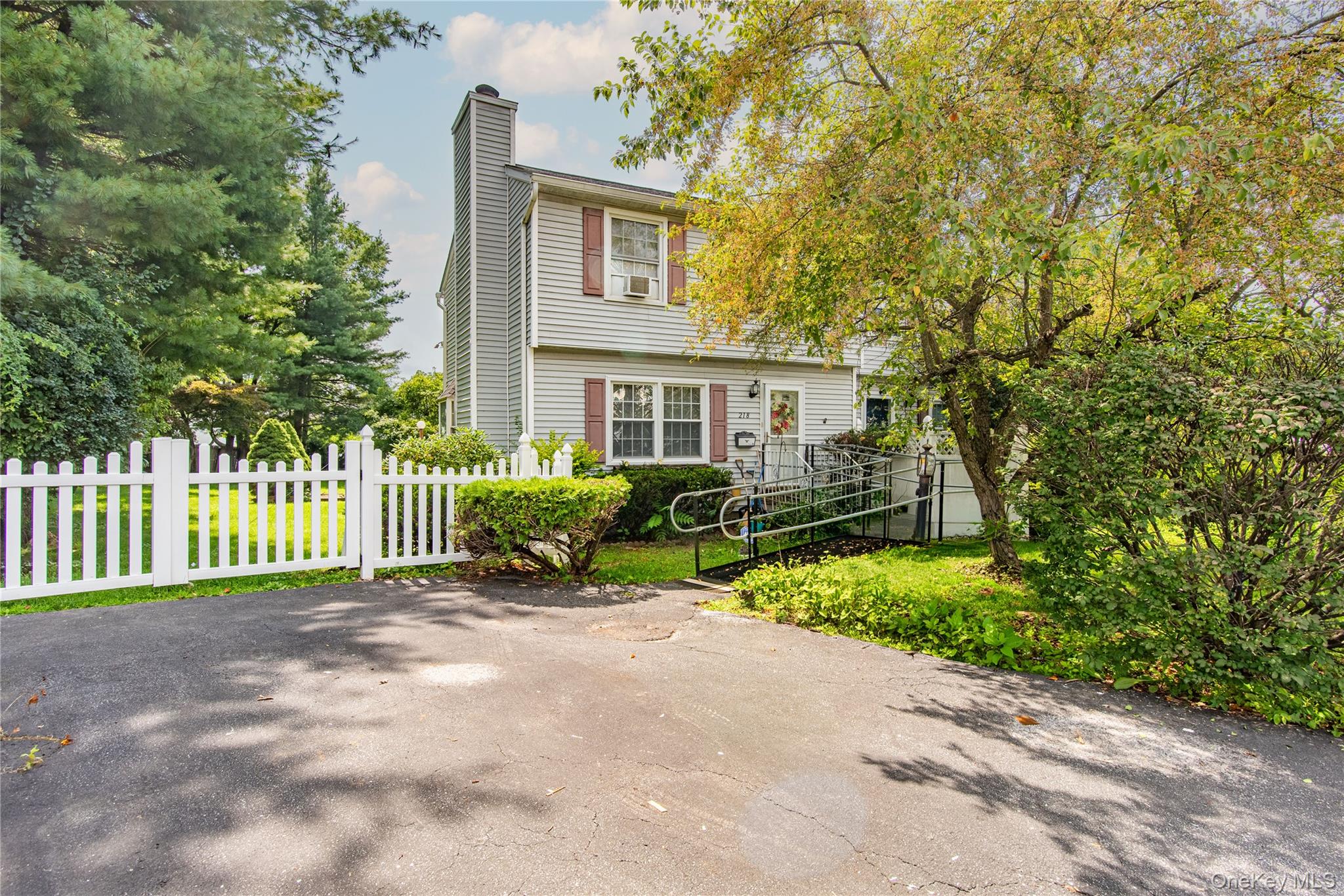 218 Fishkill Landing — photo