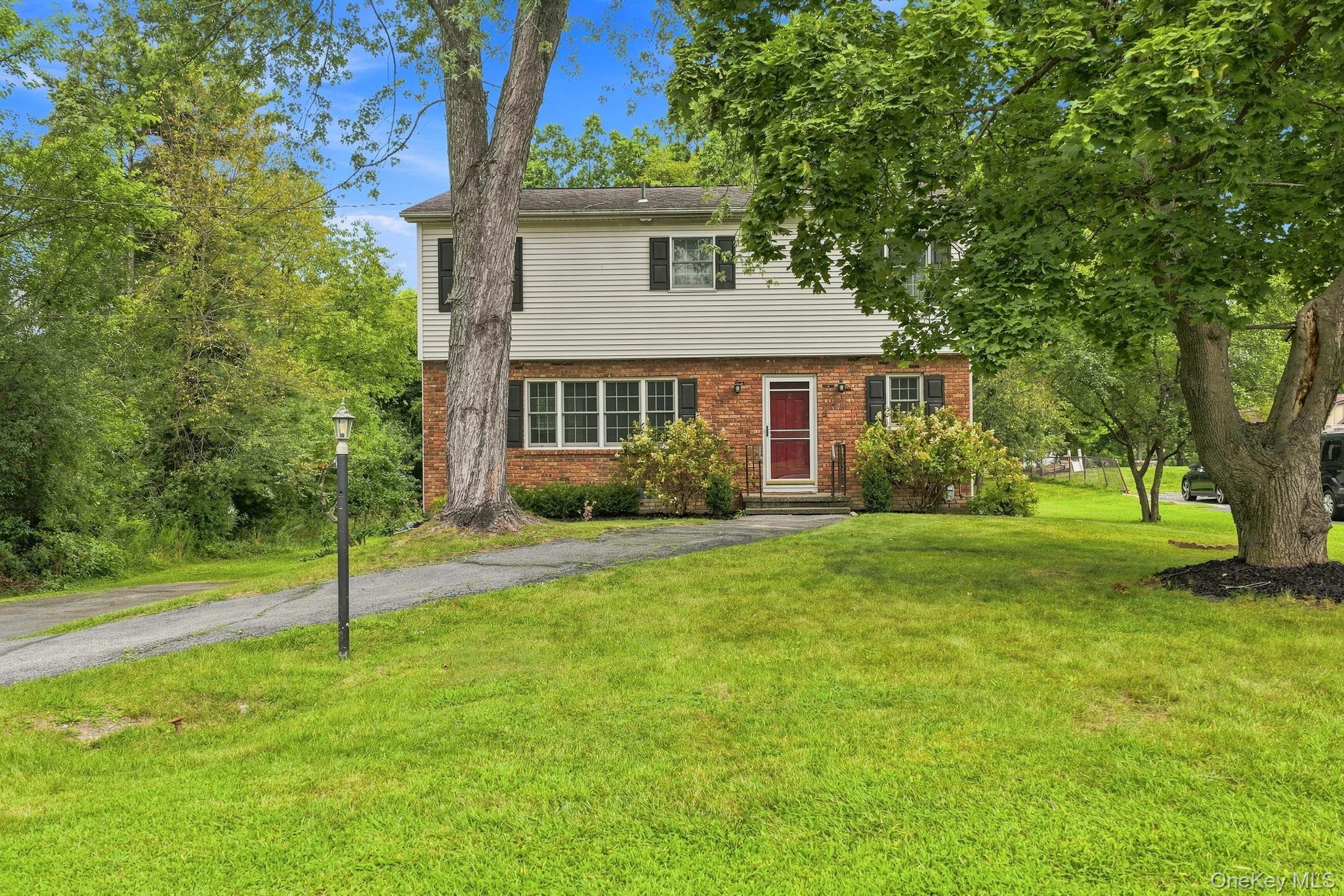 2 Fleetwood Drive — photo