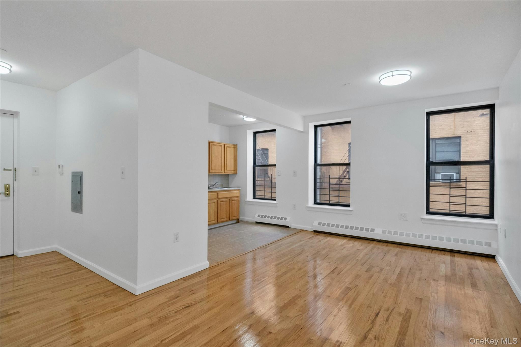 2023 Belmont Avenue 5a — photo