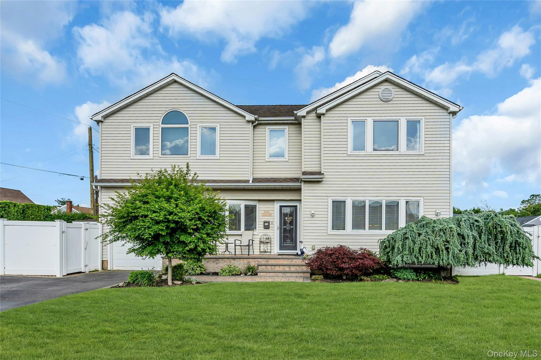 7 Mohawk Drive — photo