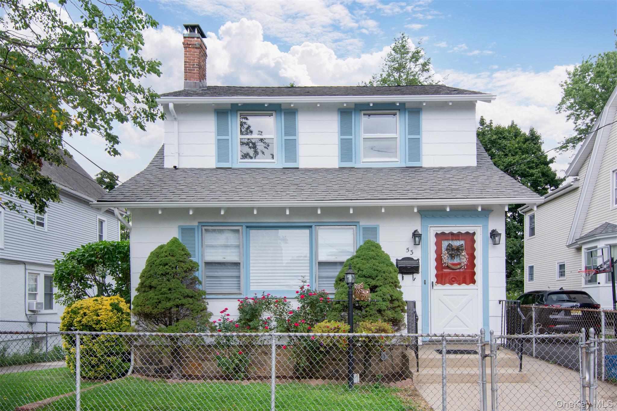 53 Briggs Avenue — photo