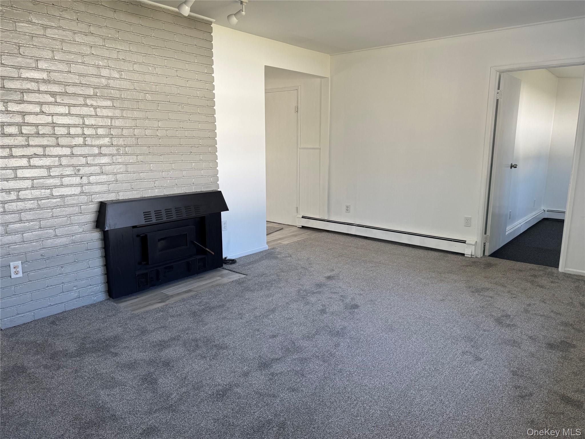 Home in Levittown, NY 11756 — photo 2