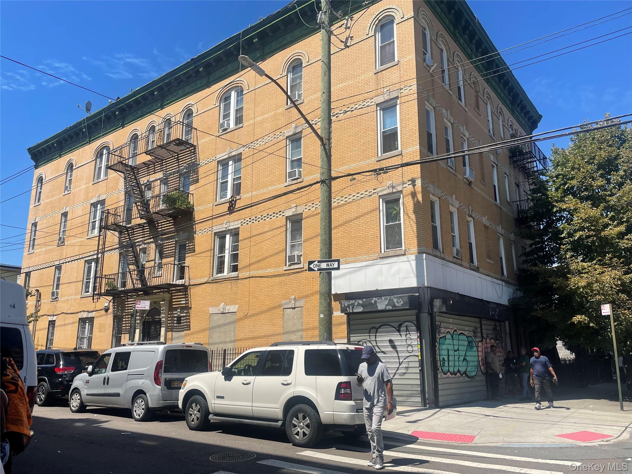 380 Crescent Street — photo
