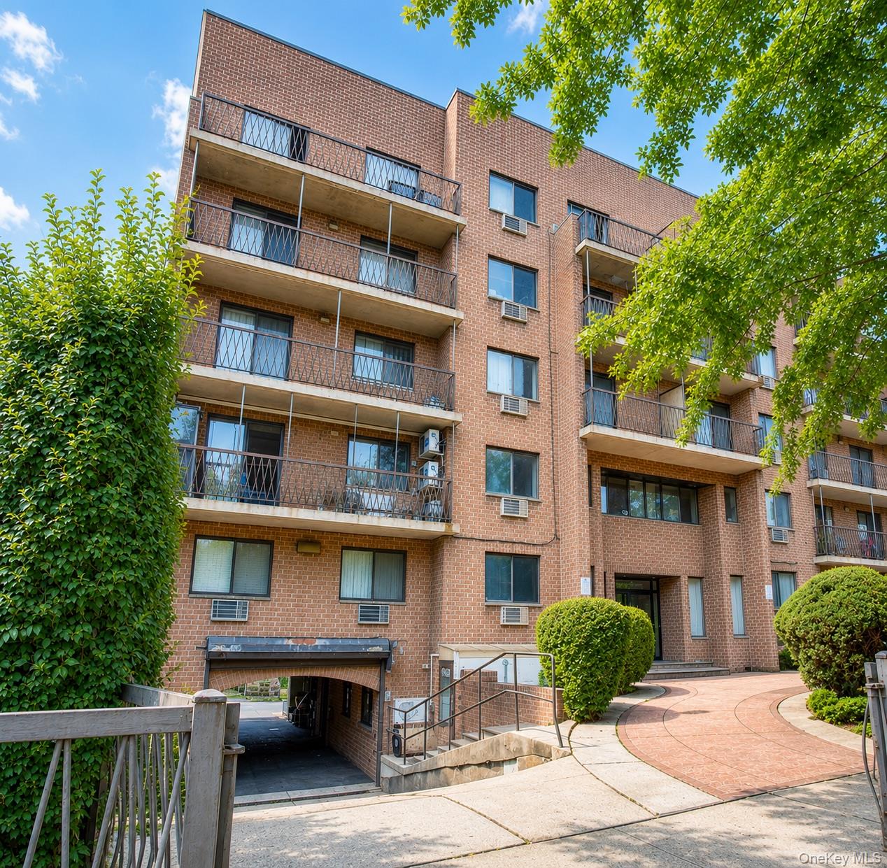 147-45 Barclay Avenue L3 — photo