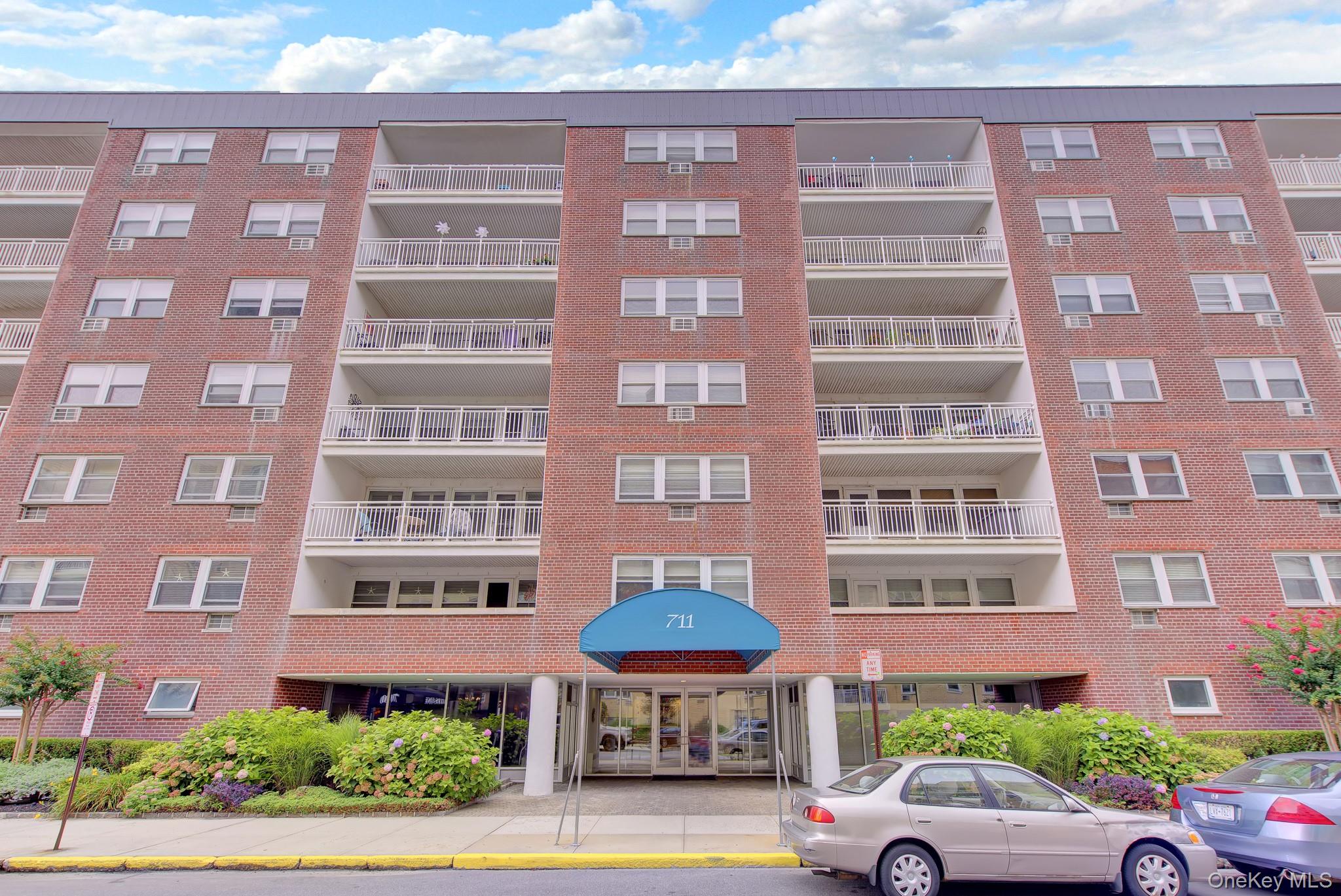 711 Shore Road 1N — photo