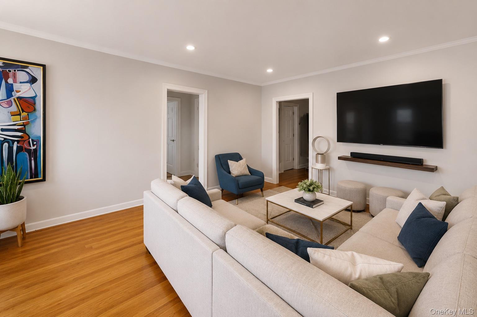 472 Gramatan Avenue Bldg., 3, Unit L3 — photo