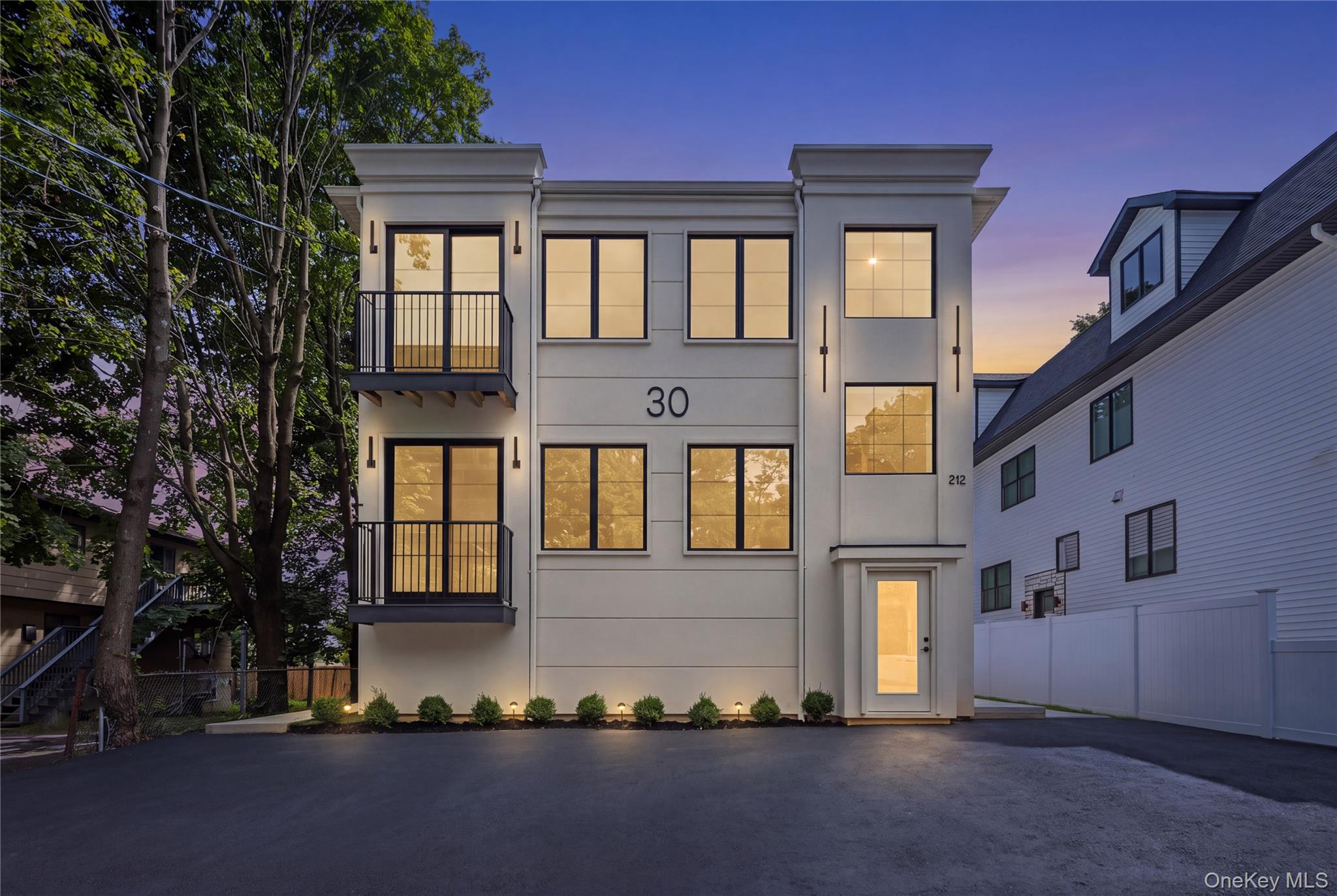 30 E Castle Avenue #101 — photo
