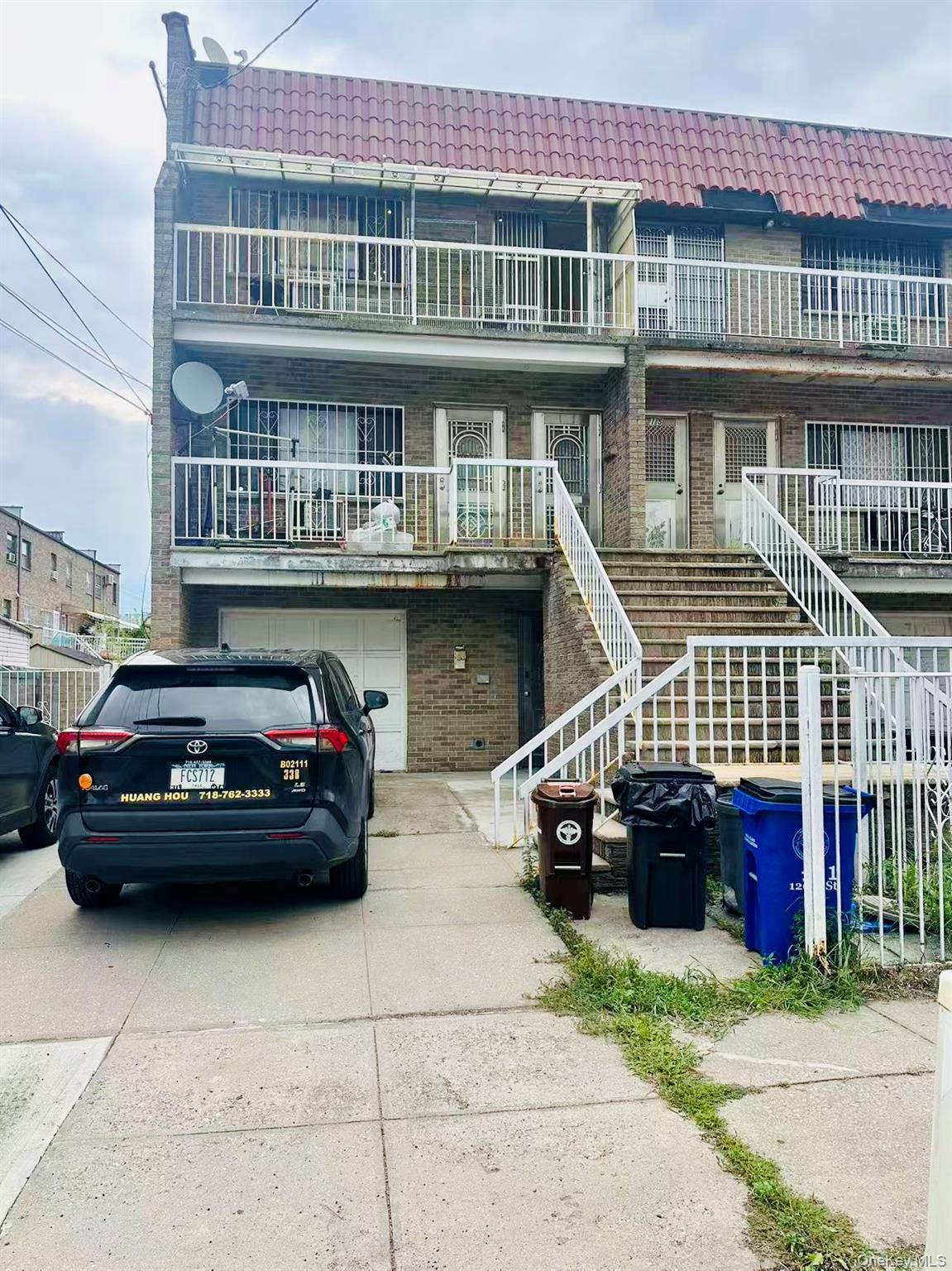 3-11 126th Street 2nd Fl — photo