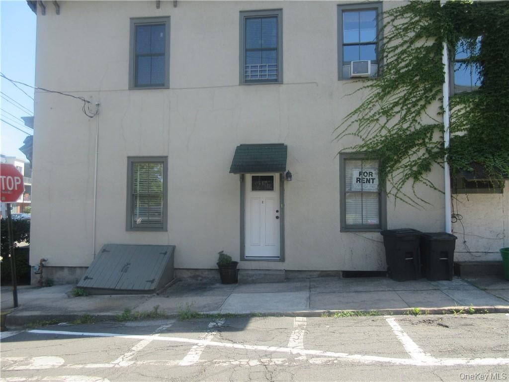 66 S Franklin Street — photo