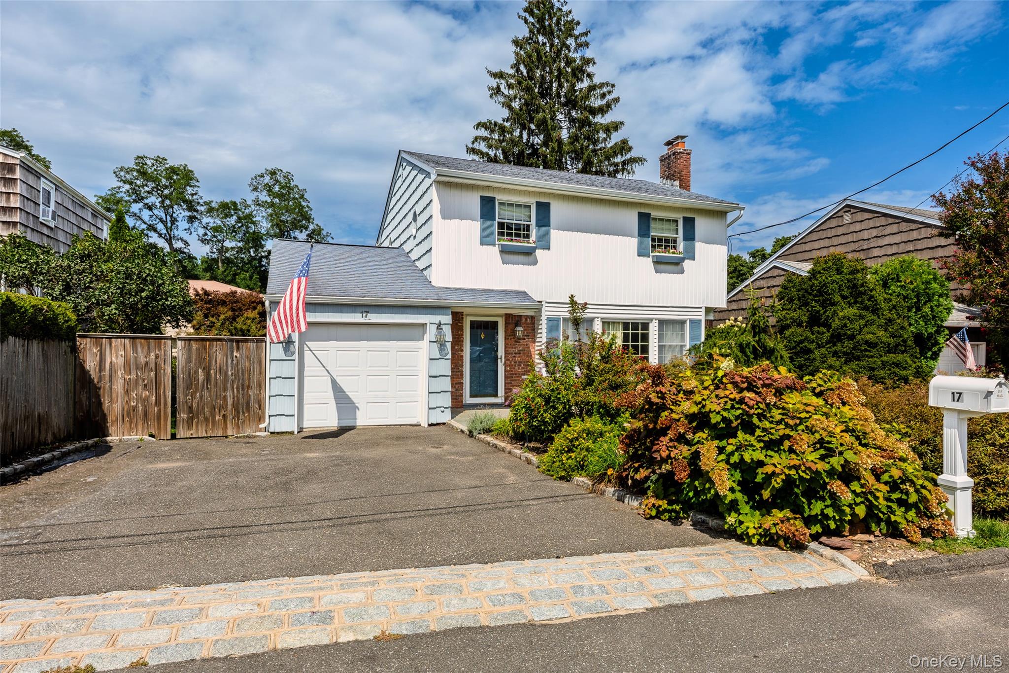 17 Sea Ridge Court — photo