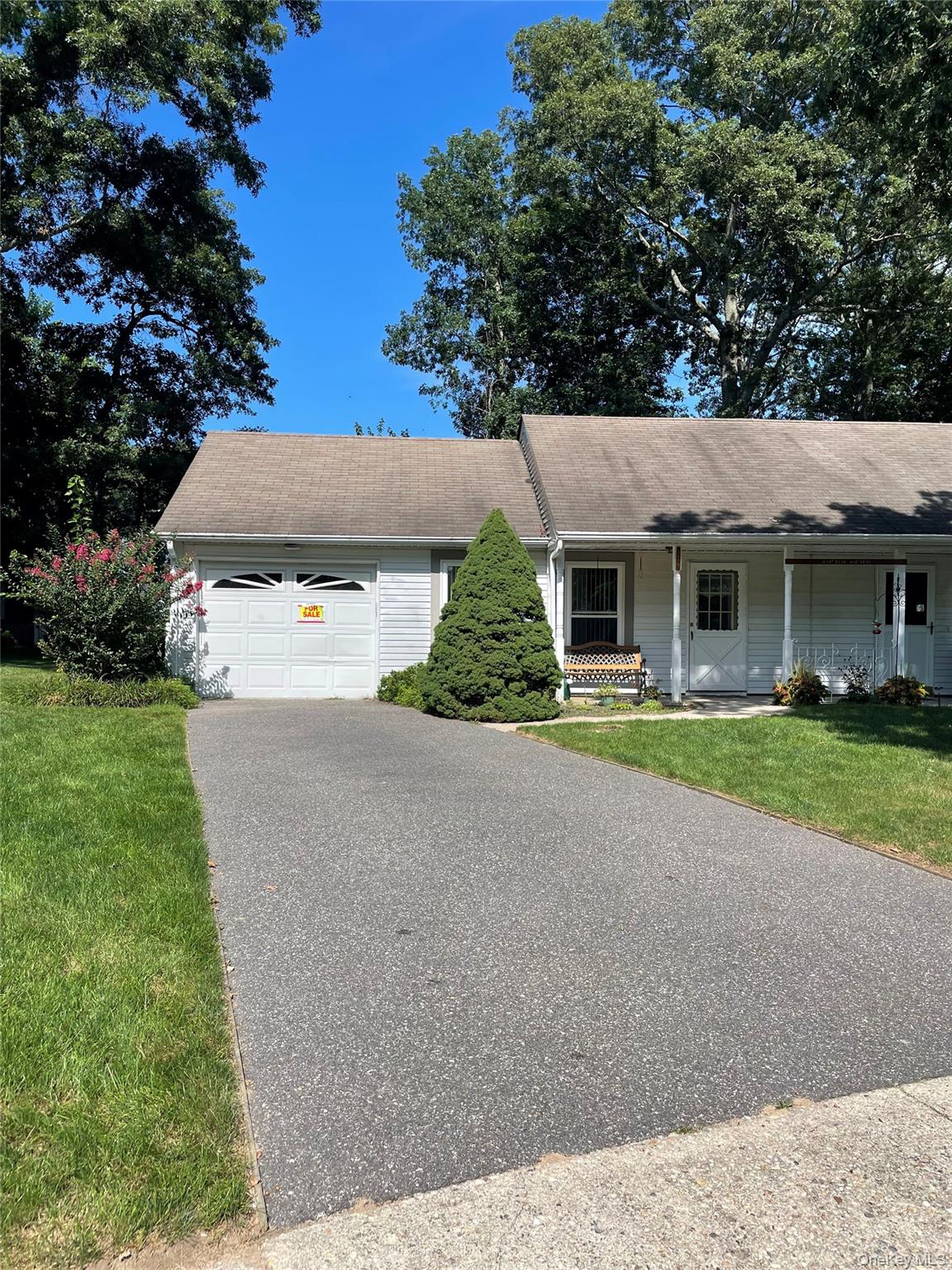 152A Laurance Lane a — photo