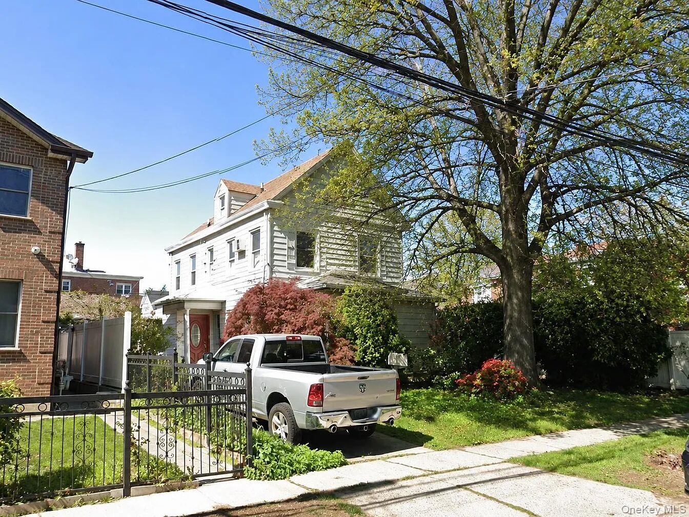 147-33 Hawthorne Avenue — photo
