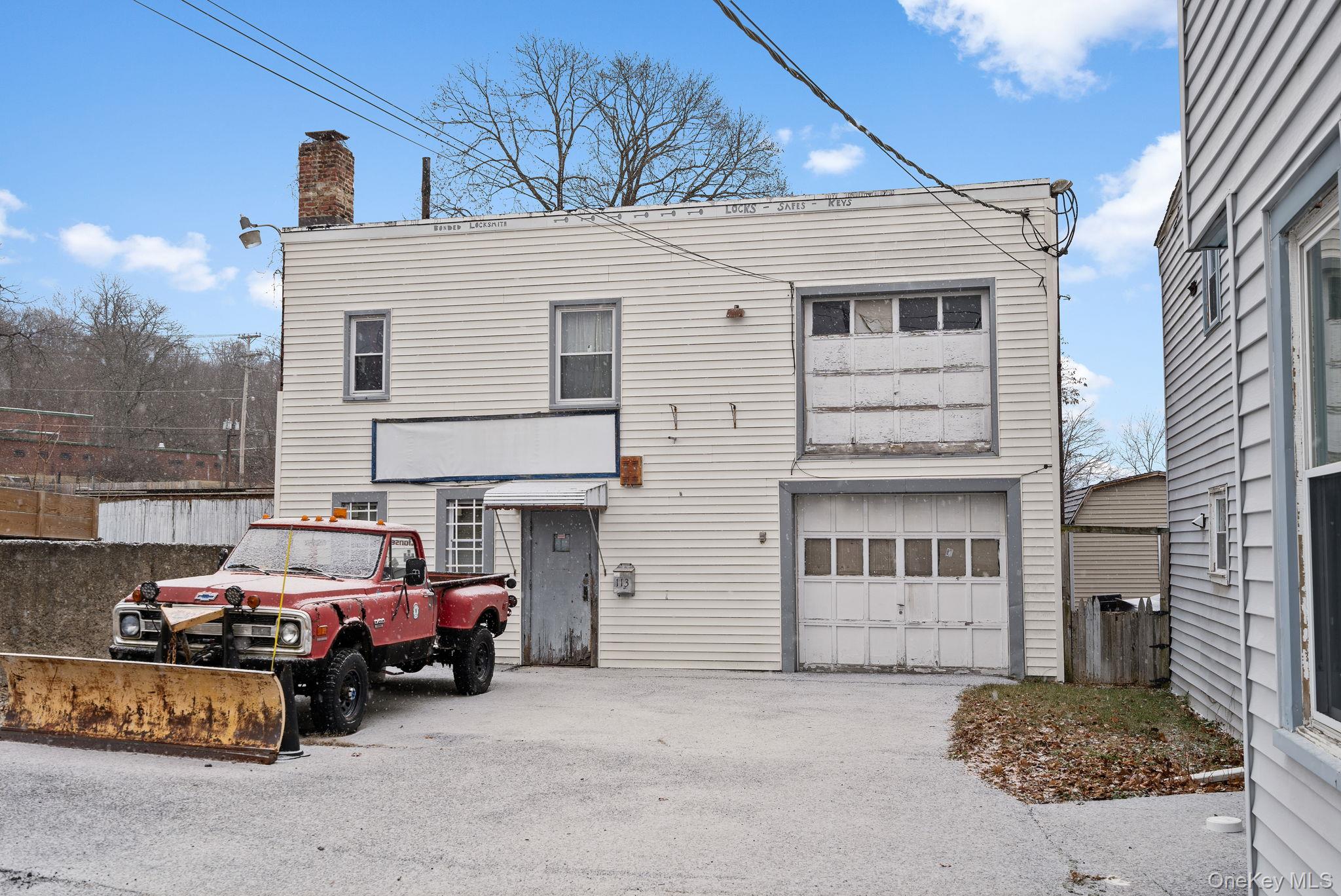 113 N Clinton Street — photo
