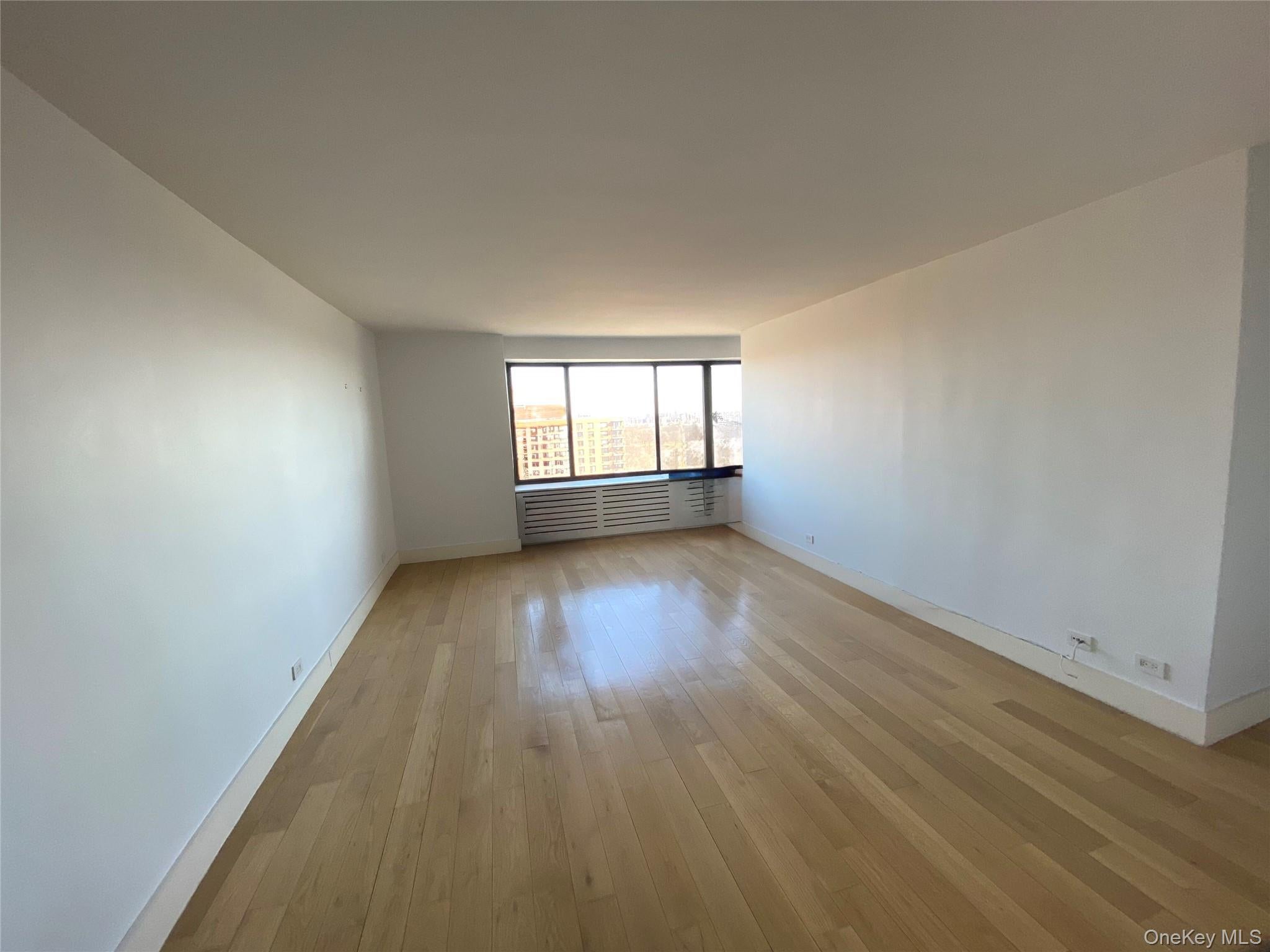 372 Central Park W 20L — photo