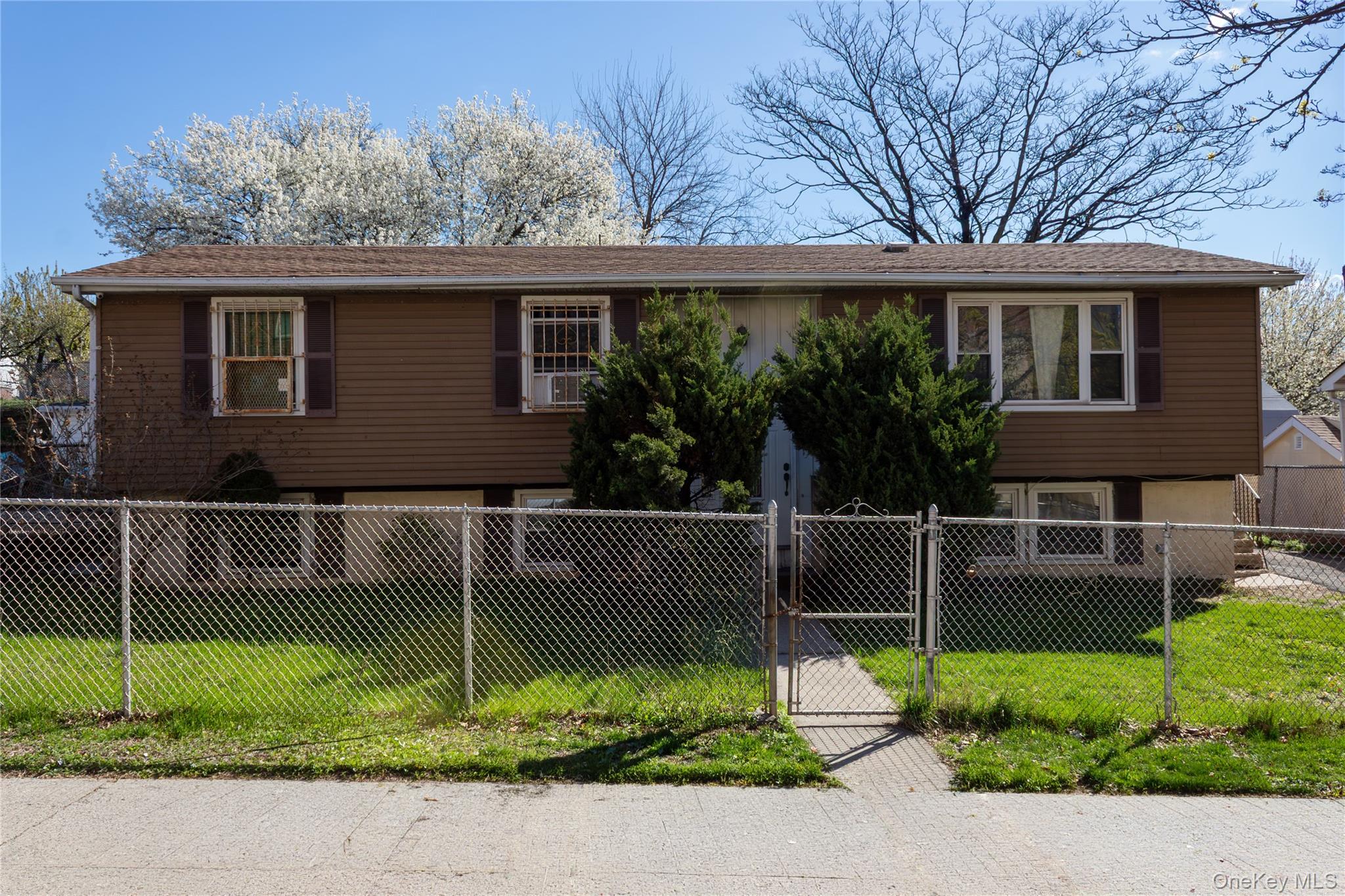 1470 Louis Nine Boulevard — photo