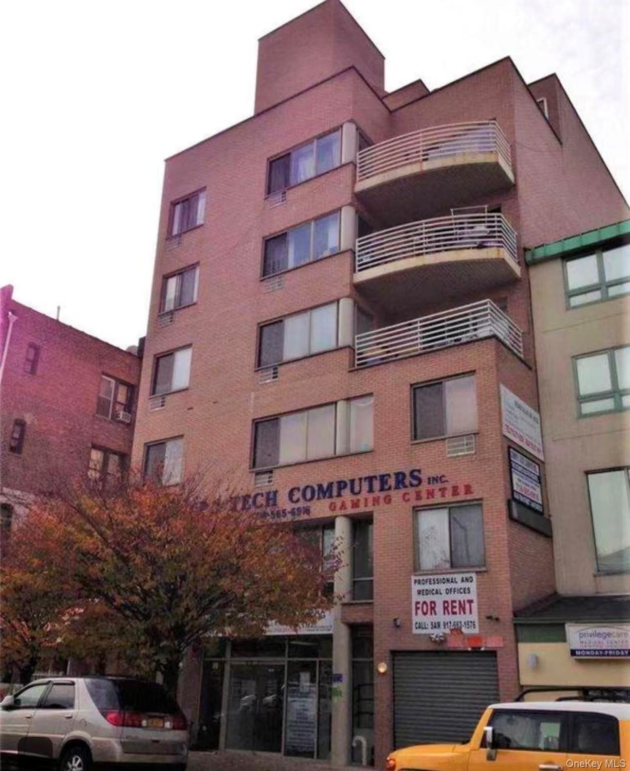 4024 76th Street 4a — photo