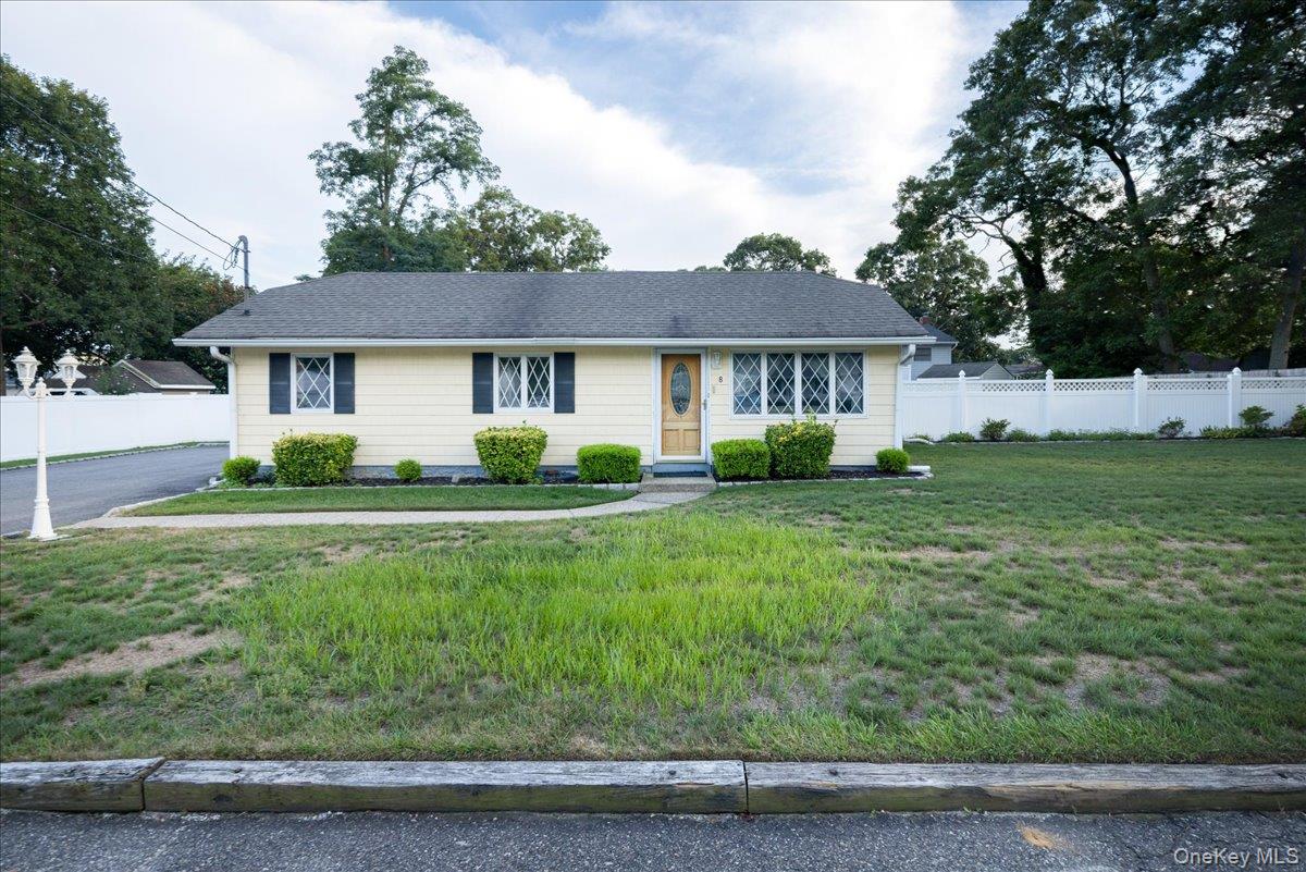 8 Doradell Drive — photo