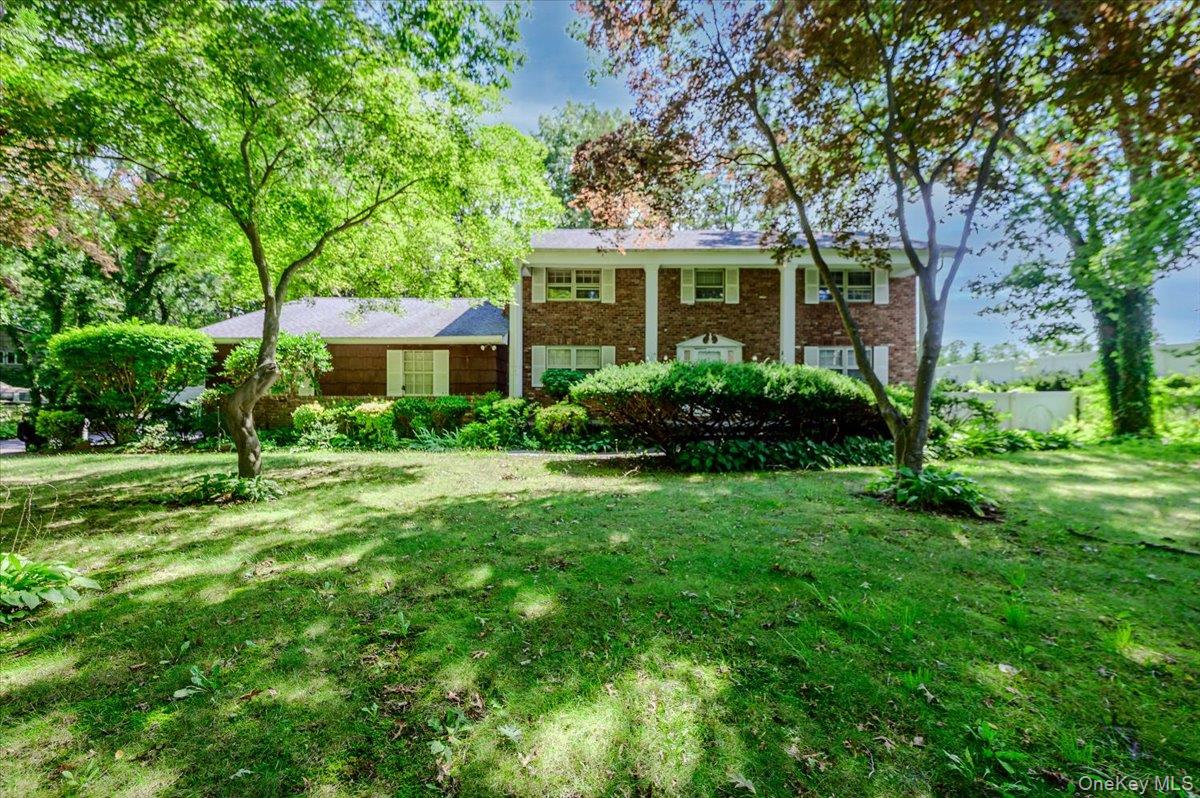 44 E Half Hollow Road — photo