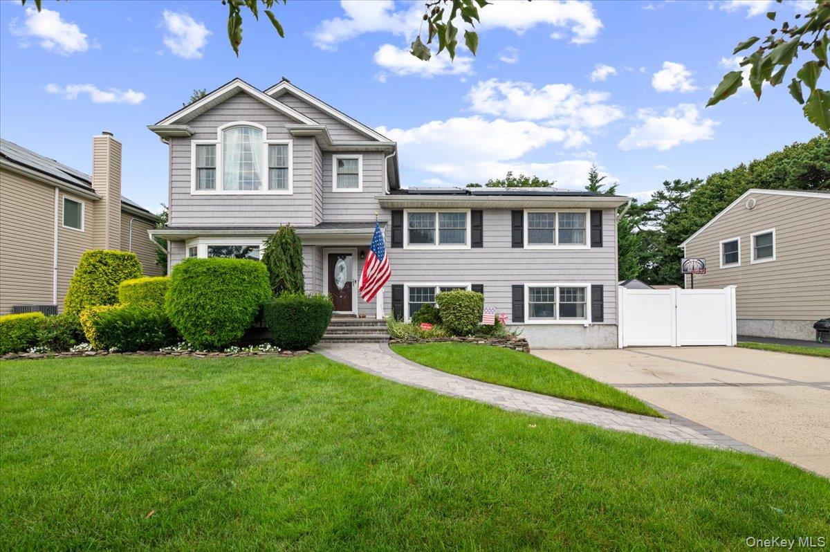 84 Cedar Drive — photo
