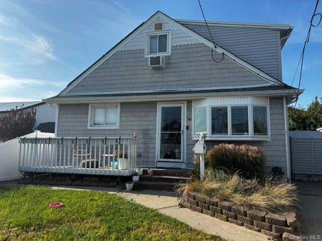 14 E Seacrest Avenue — photo