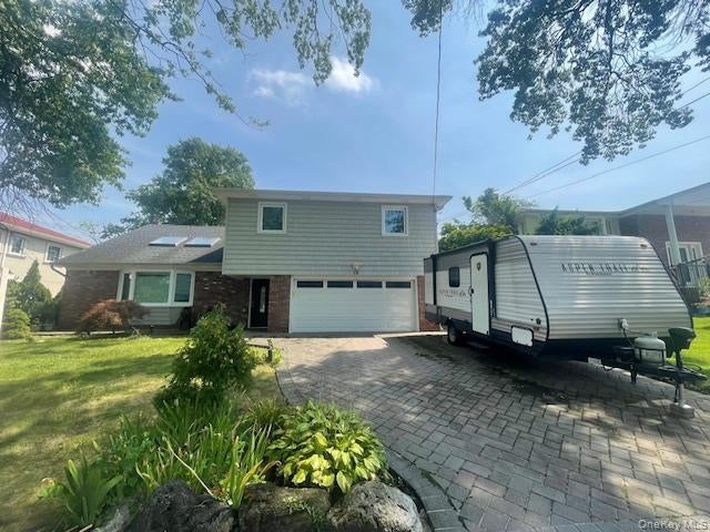 15 Captains Road — photo