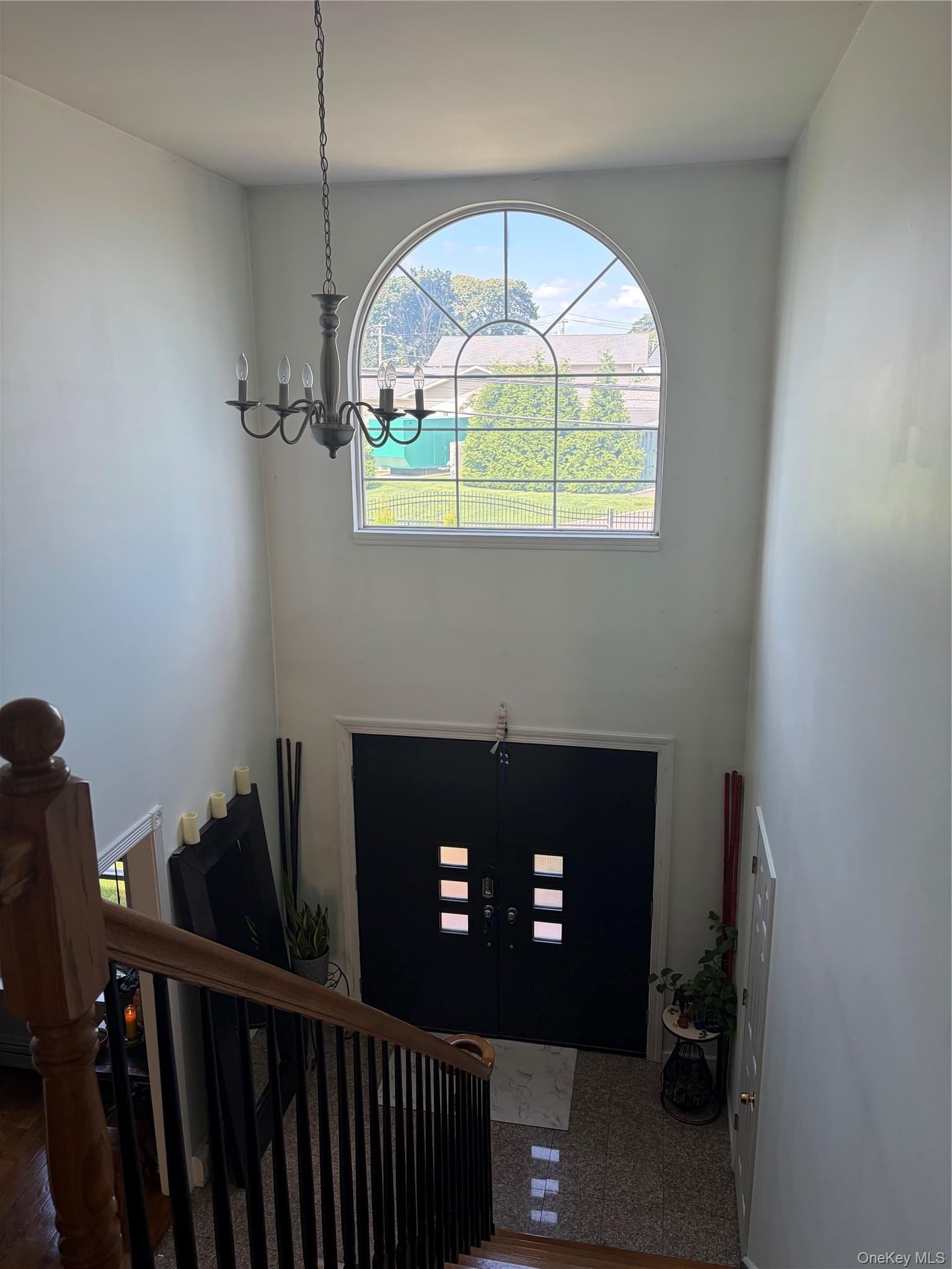 Home in Garden City, NY 11040 — photo 2