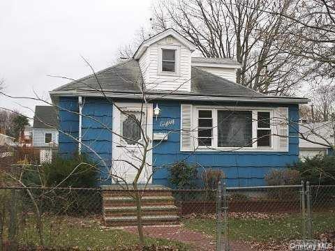 80 Claremont Avenue — photo