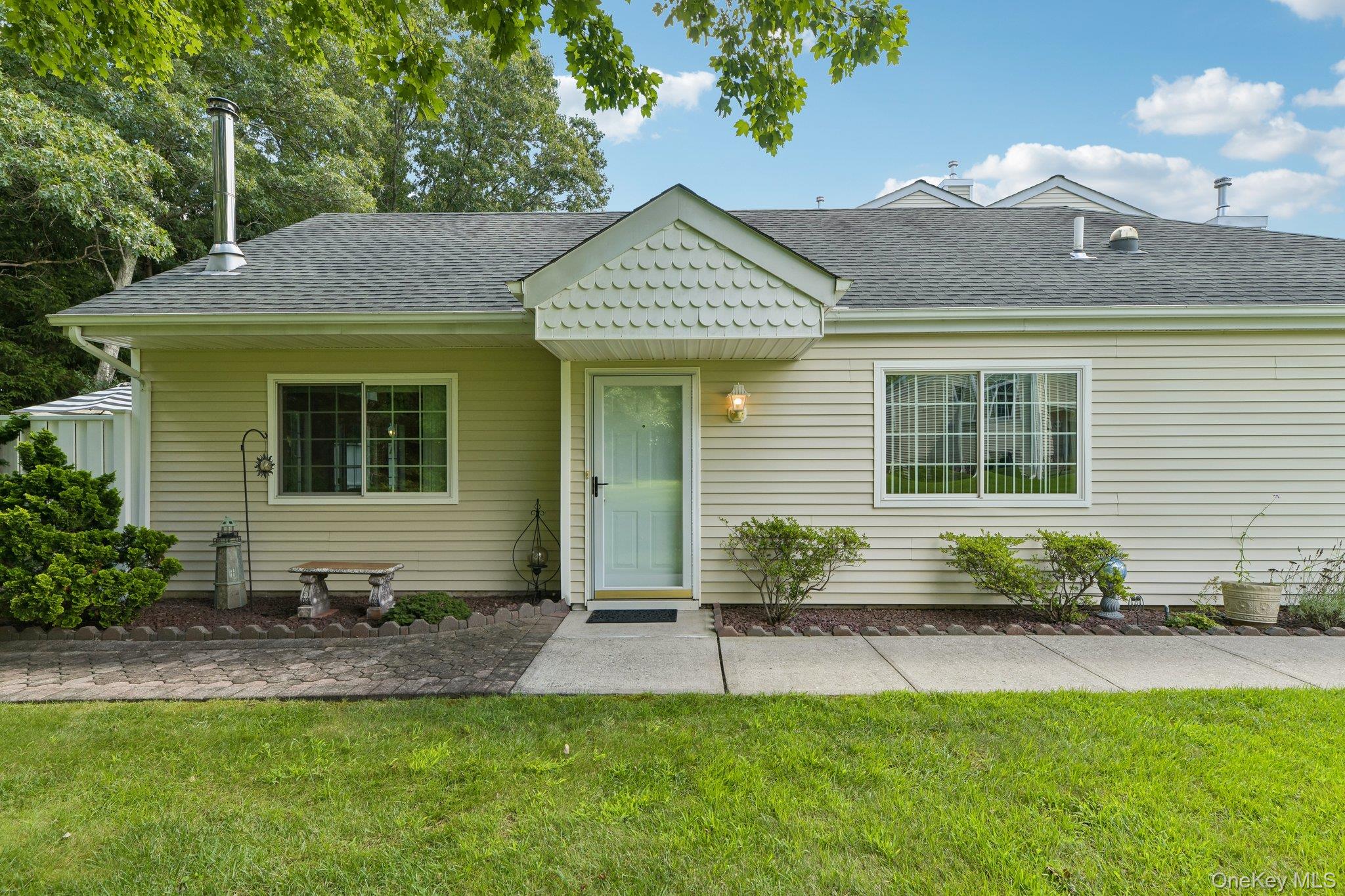 127 Farm House Court — photo