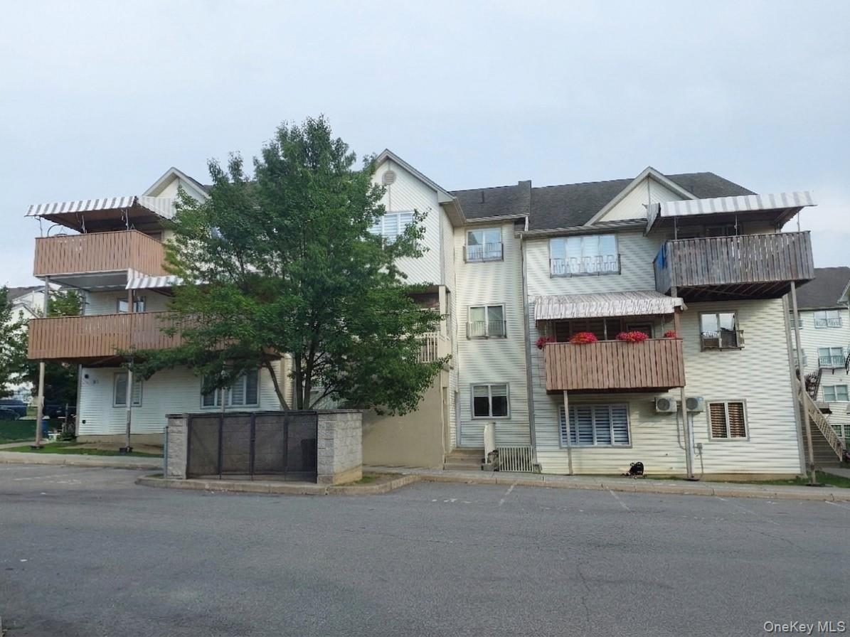 5 Toltchav Way 202 — photo