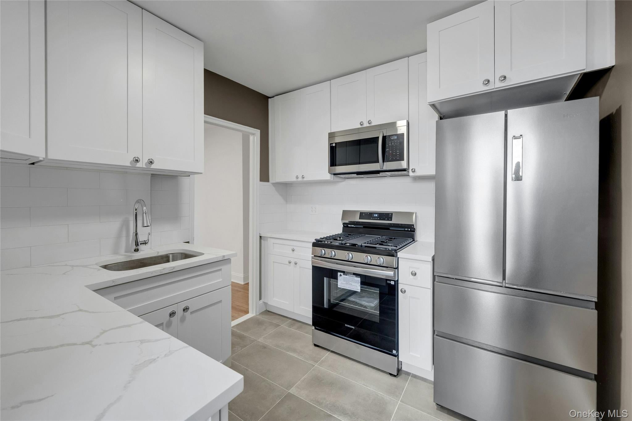 5650 Netherland Avenue 3C — photo