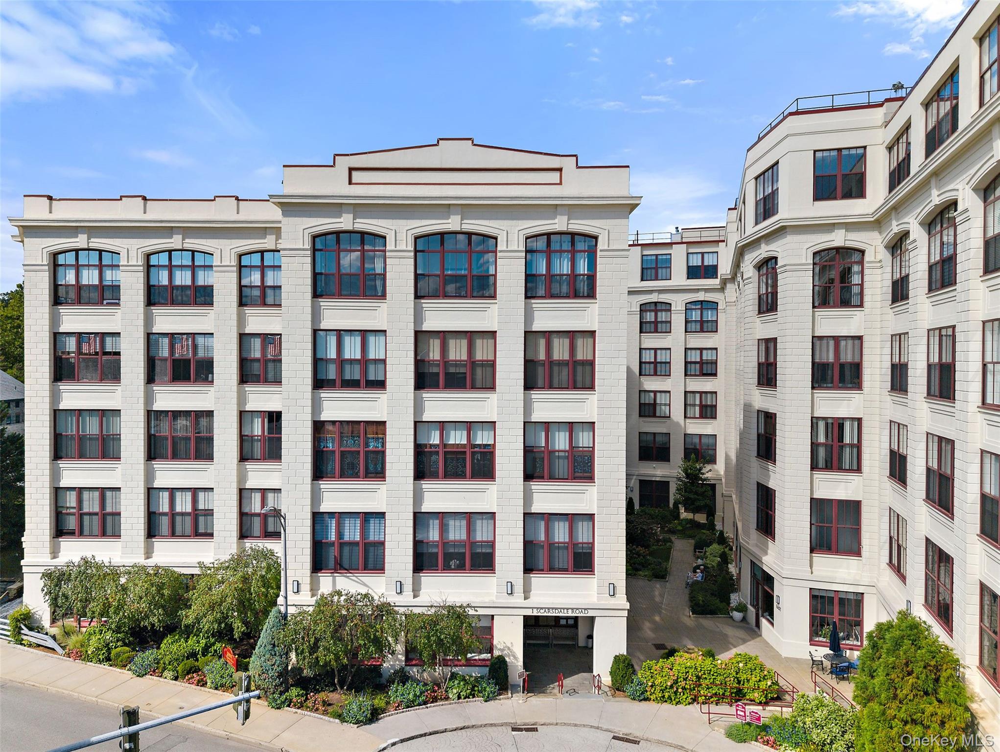 1 Scarsdale Road 403 — photo